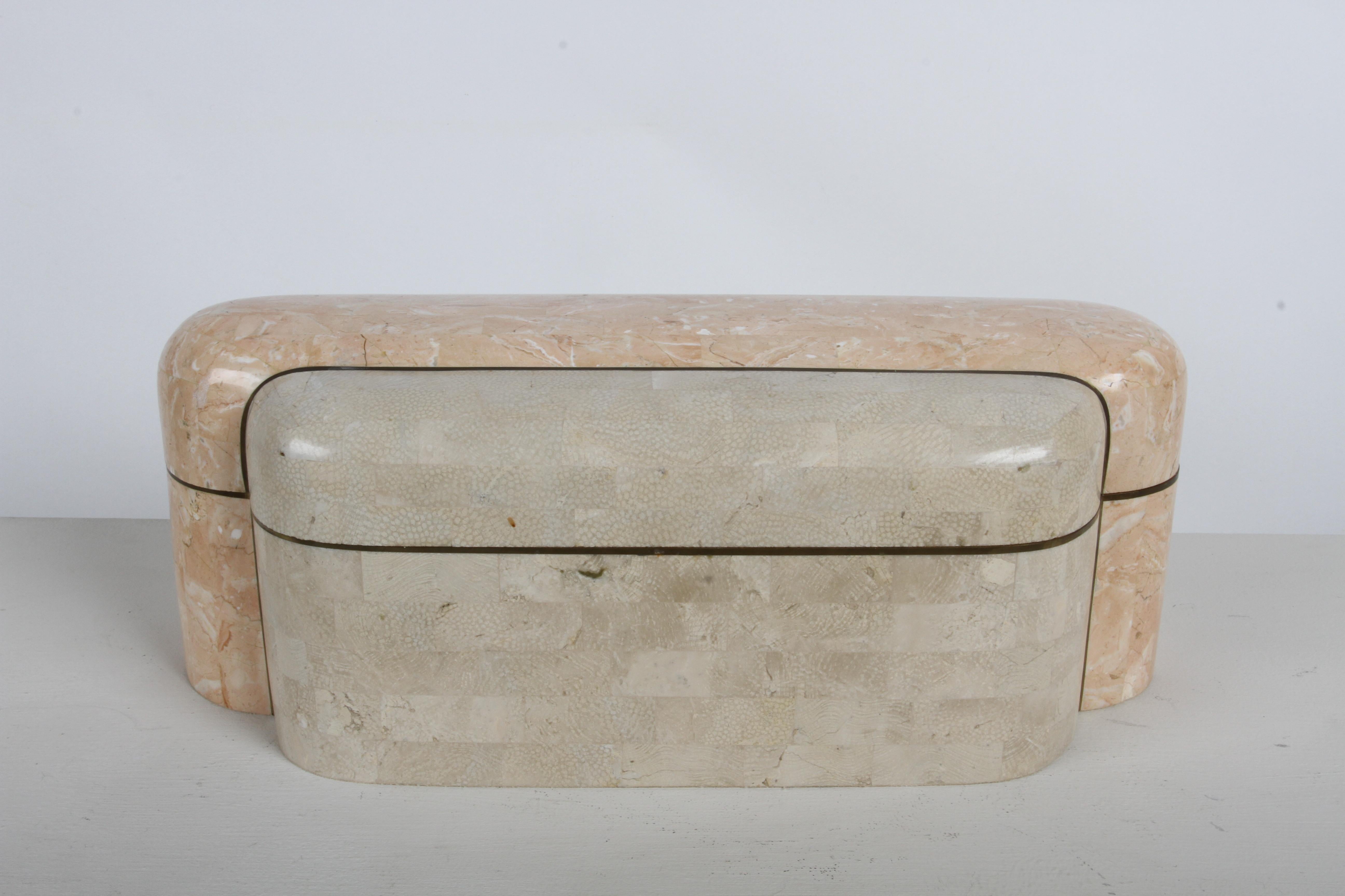 1980er Hollywood Regency Maitland-Smith Mosaik-Marmor- und Messing-Dekobox im Angebot 3