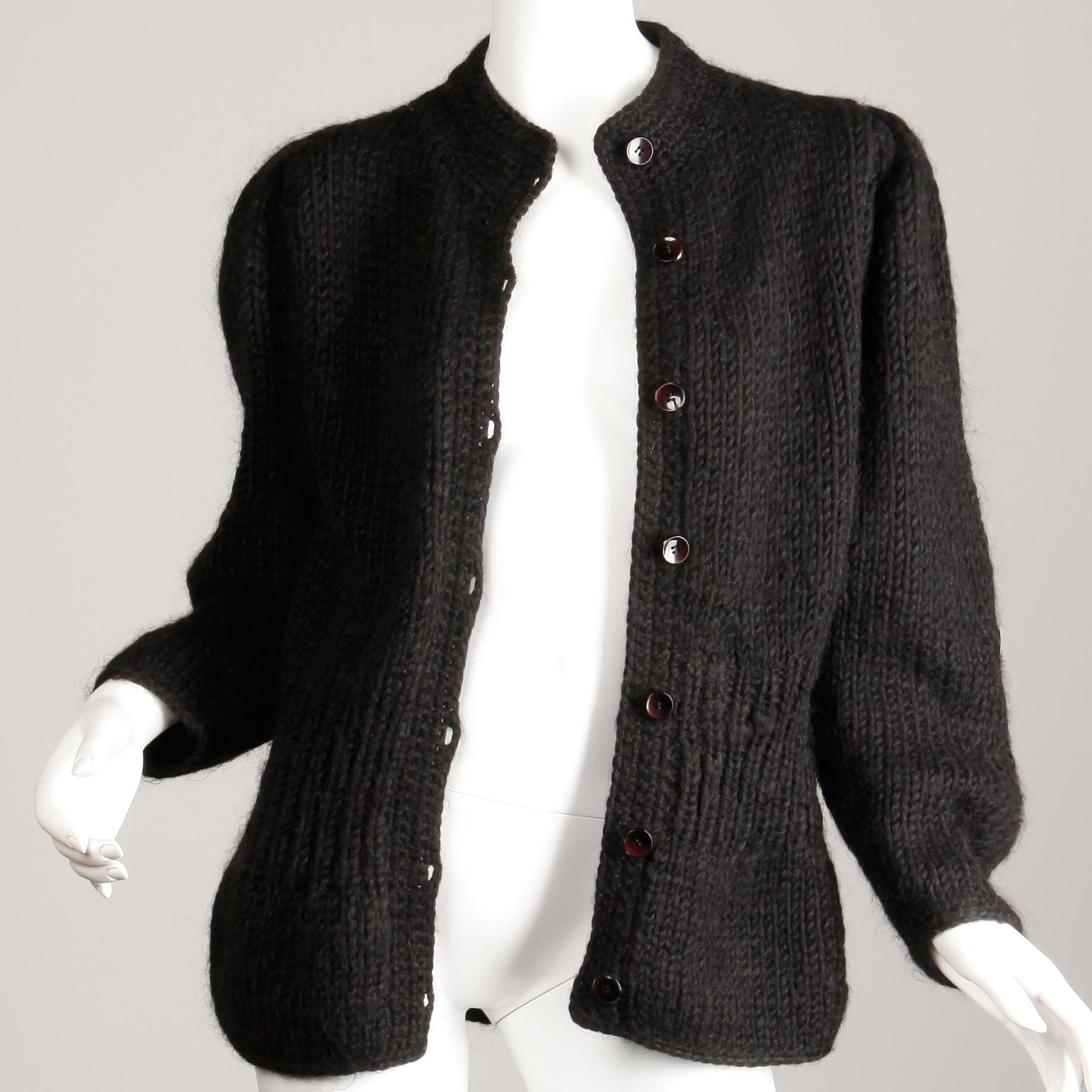 1980s I. Magnin Vintage Black Chunky Knit Wool Full Sleeve Cardigan Sweater In Excellent Condition In Sparks, NV