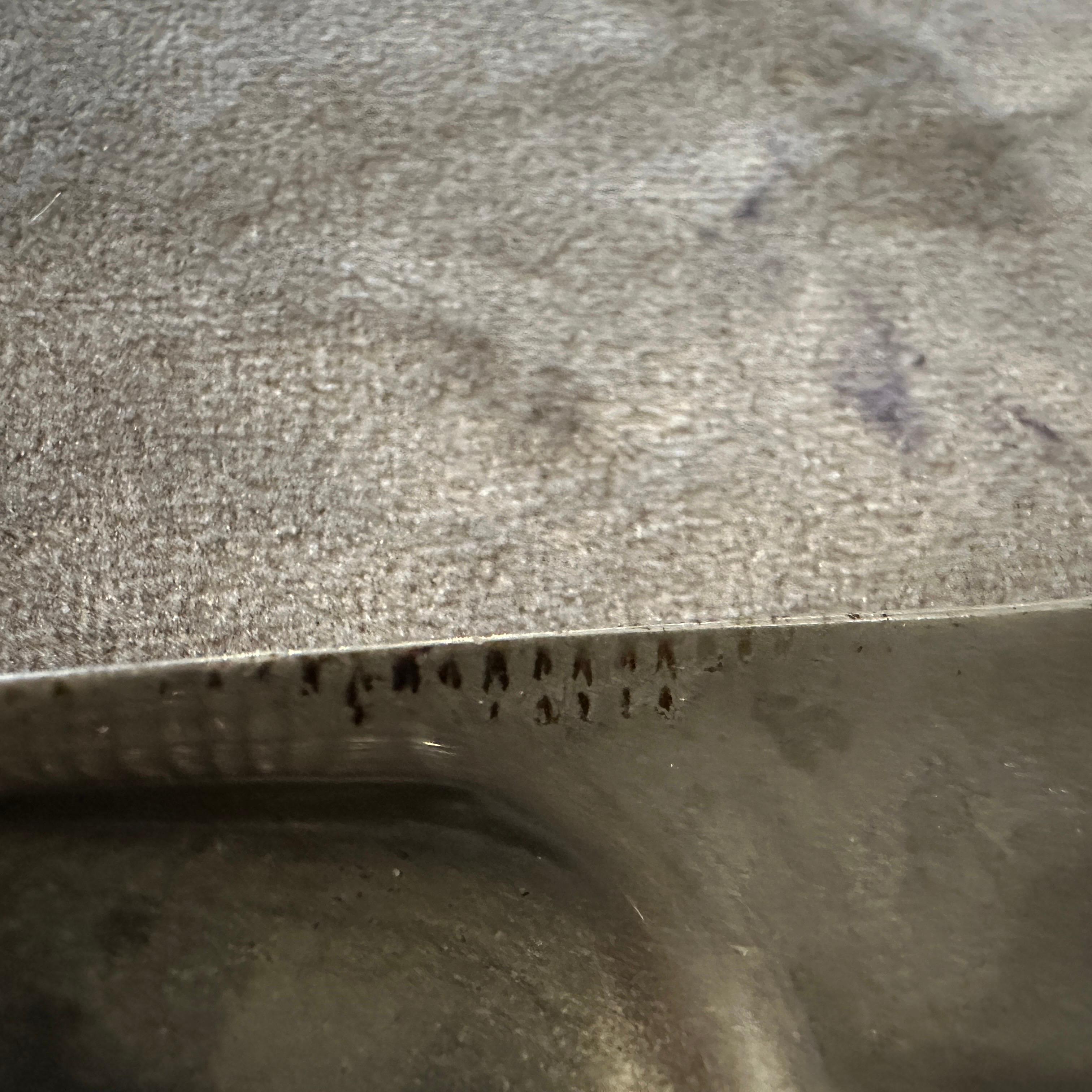 italien 1980 Iconique chausse-pied en métal émaillé plaqué argent par Gucci en vente