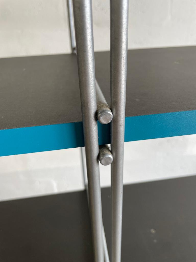 Guide Ikea des années 1980 Étagère ou bibliothèque par Niels Gammelgaard en vente 1