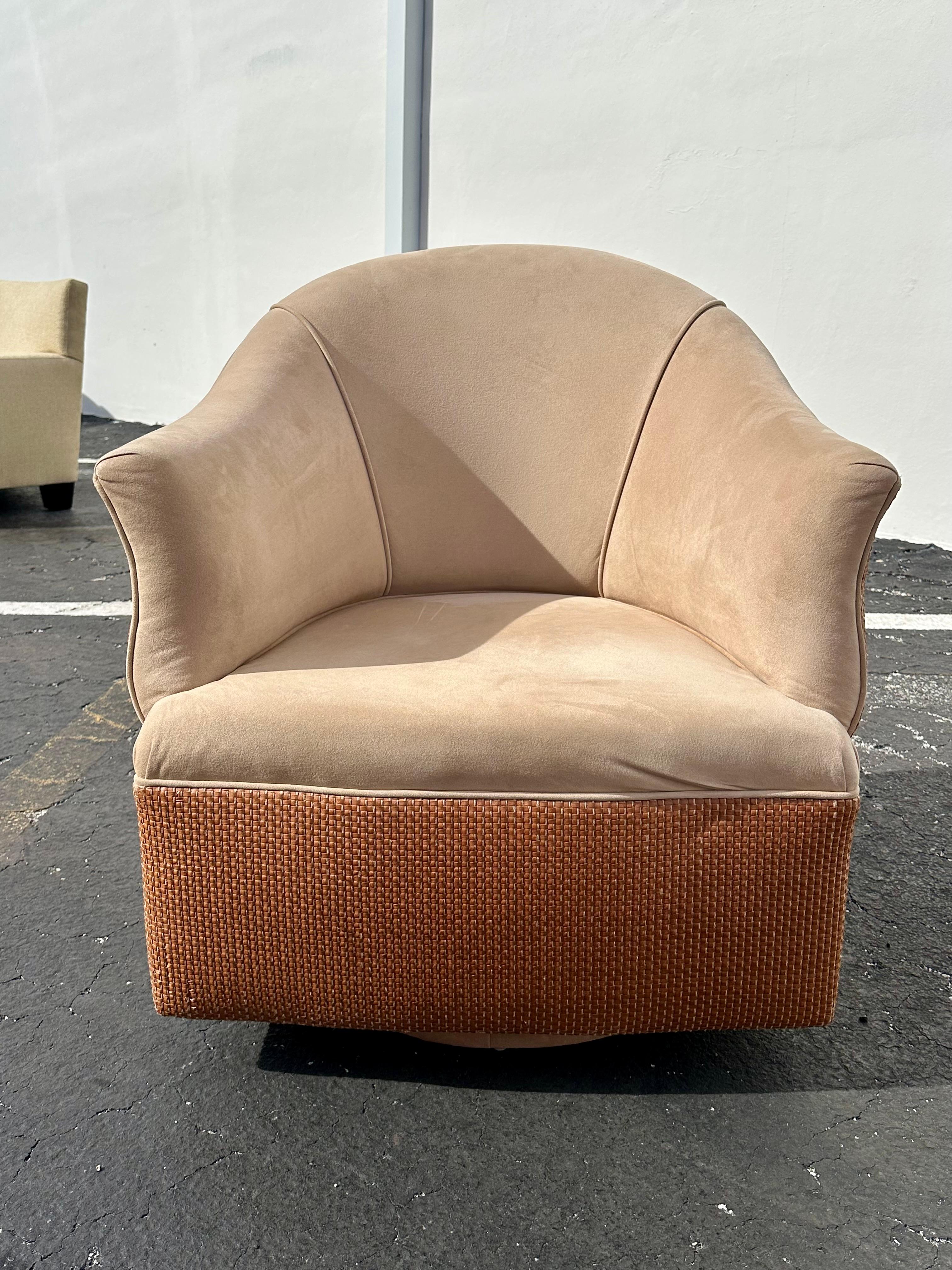 1980s Immaculate Milo Baughman Woven Leather Jute Rope Swivel Chairs, Set of 2 5