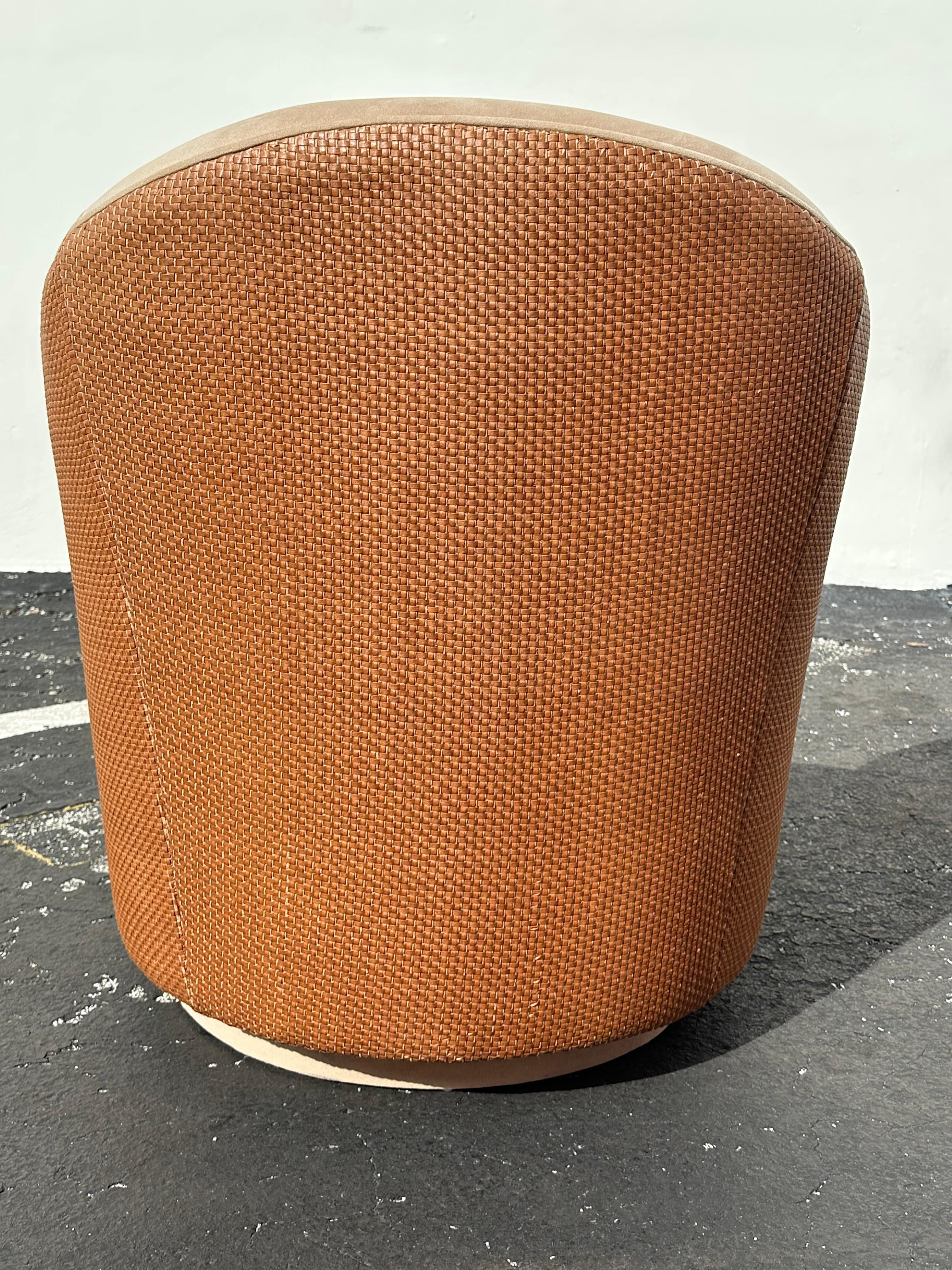 1980s Immaculate Milo Baughman Woven Leather Jute Rope Swivel Chairs, Set of 2 7