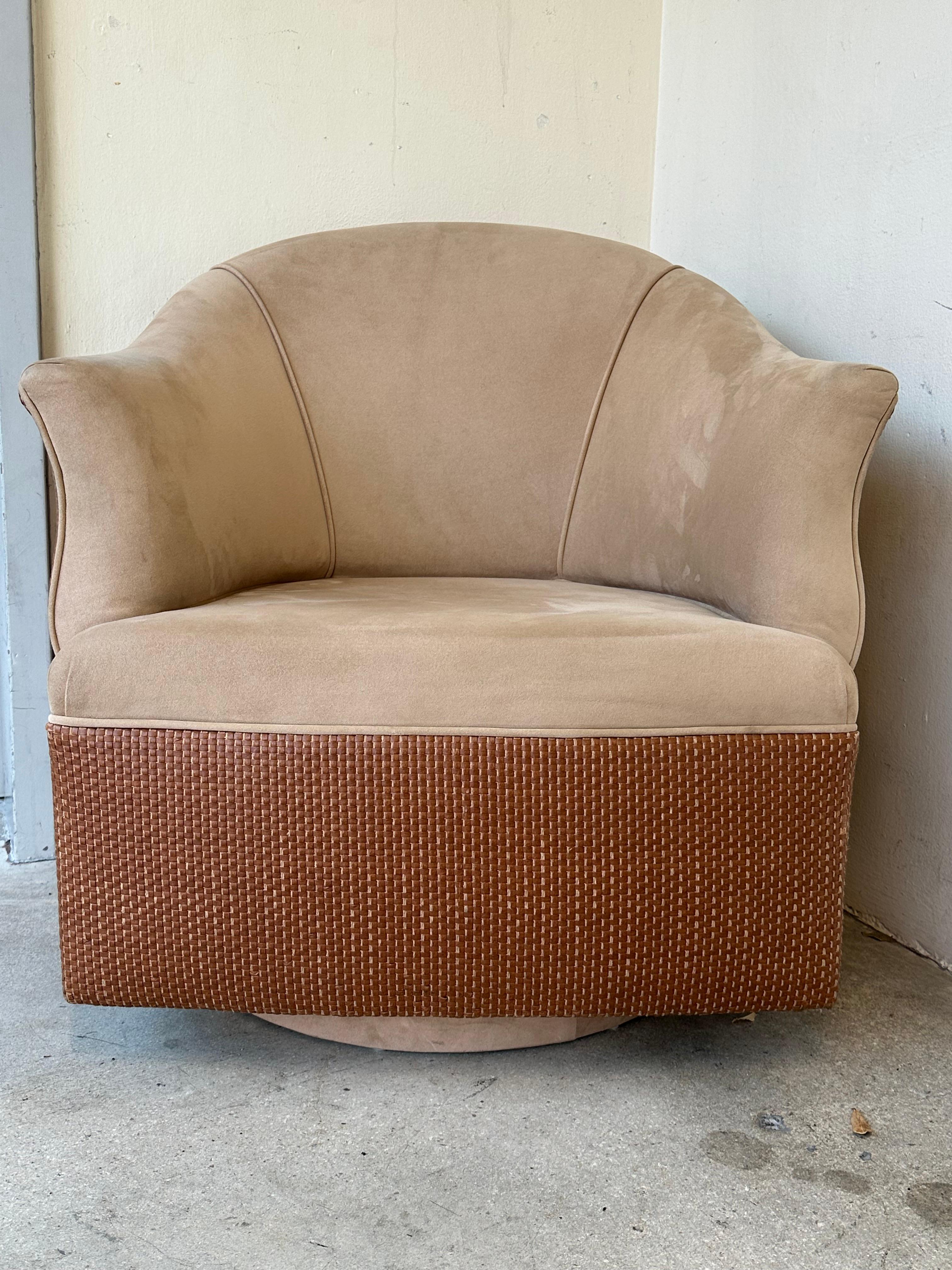 1980s Immaculate Milo Baughman Woven Leather Jute Rope Swivel Chairs, Set of 2 11