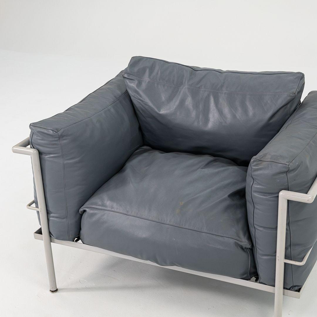 Años 80 En el estilo de una pareja de butacas Le Corbusier Jeanneret Perriand LC3 en venta 6