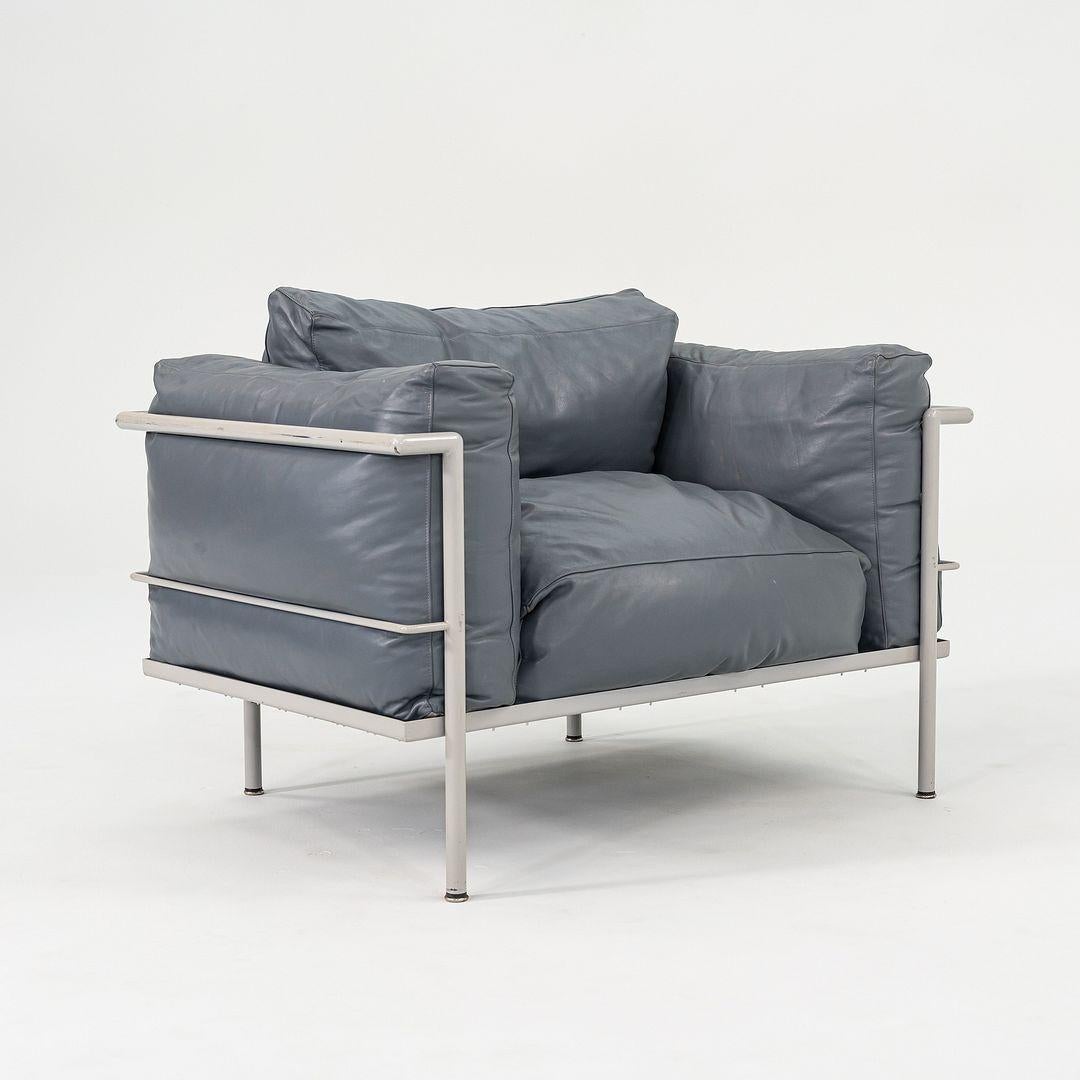 Años 80 En el estilo de una pareja de butacas Le Corbusier Jeanneret Perriand LC3 en venta 2
