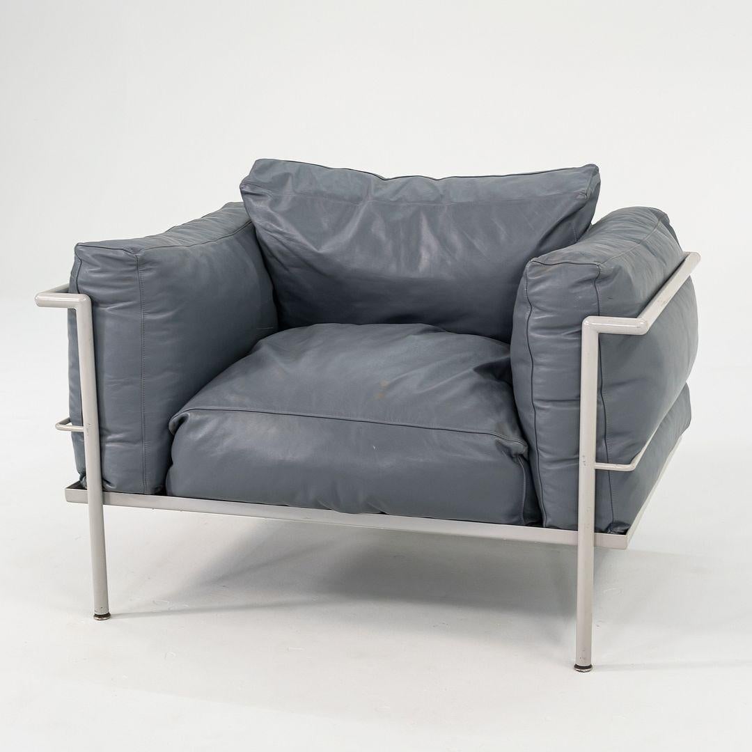 Años 80 En el estilo de una pareja de butacas Le Corbusier Jeanneret Perriand LC3 en venta 3