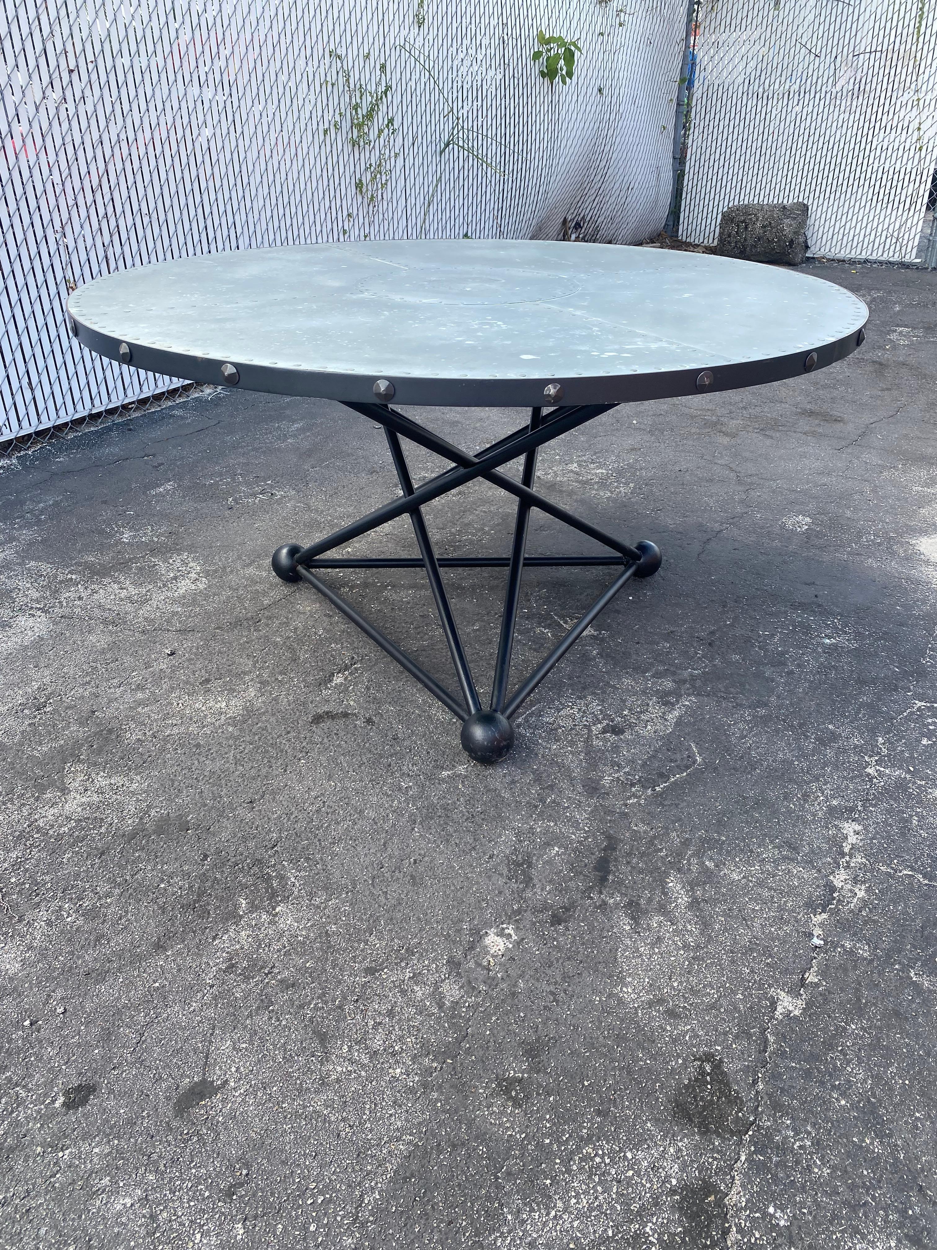 American 1980s Industrial Geometrical Sculptural Steel Zinc Wood Round Dining Table For Sale