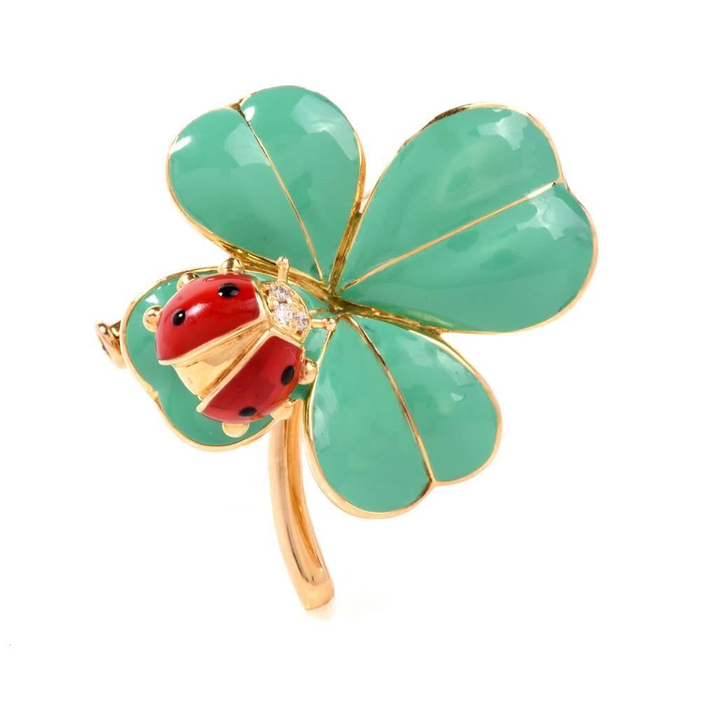 This delicate lapel brooch stamped crafted in 18-karat yellow gold and green enamel, weighs 12 grams and measures 30 mm x 27 mm. Designed as a four-leaf clover on stem, this vivacious lapel brooch is embellished with green enamel coating on yellow