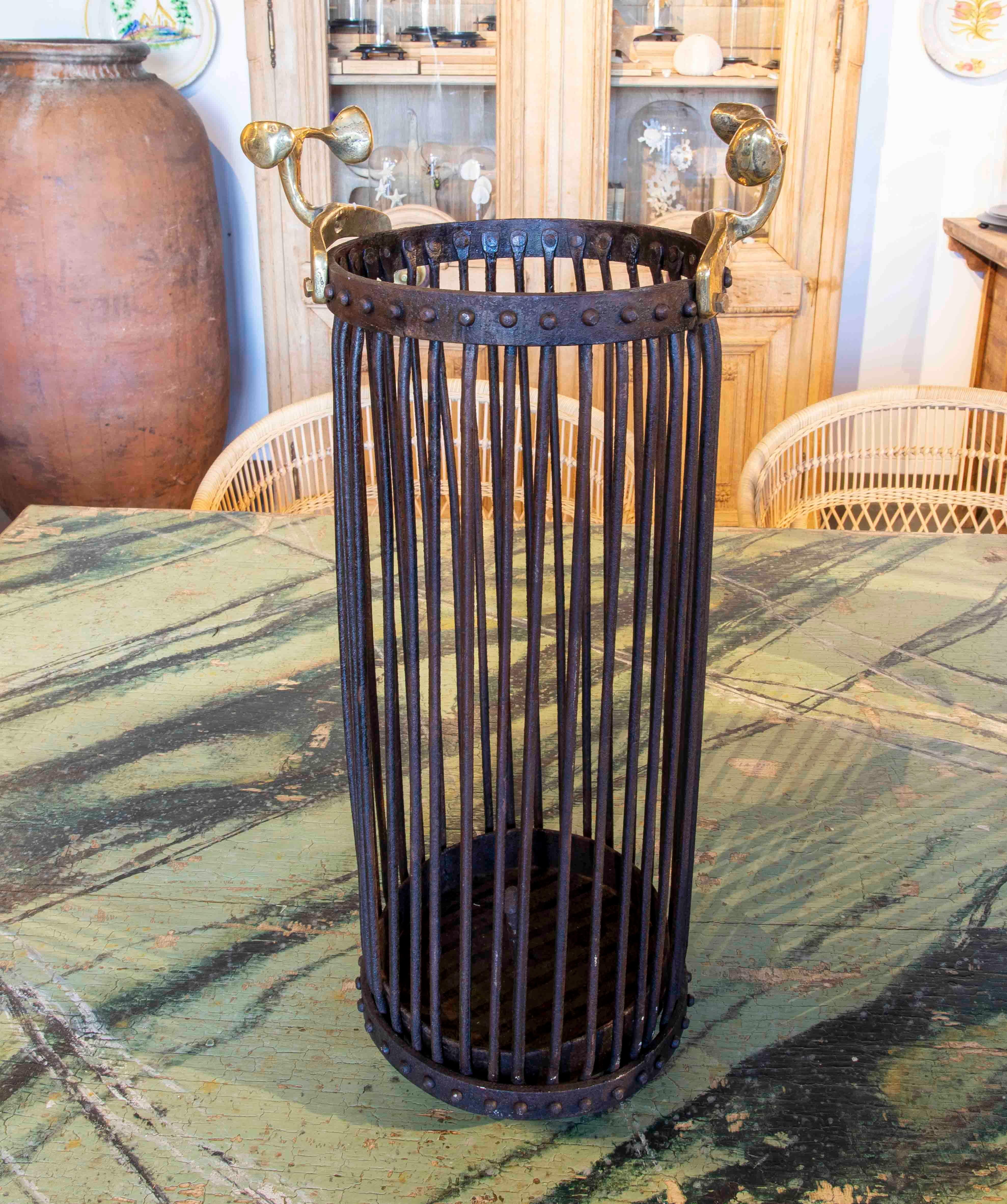  1980s Iron Umbrella Stand with Bronze Handles by the Artist David Marshall In Good Condition For Sale In Marbella, ES