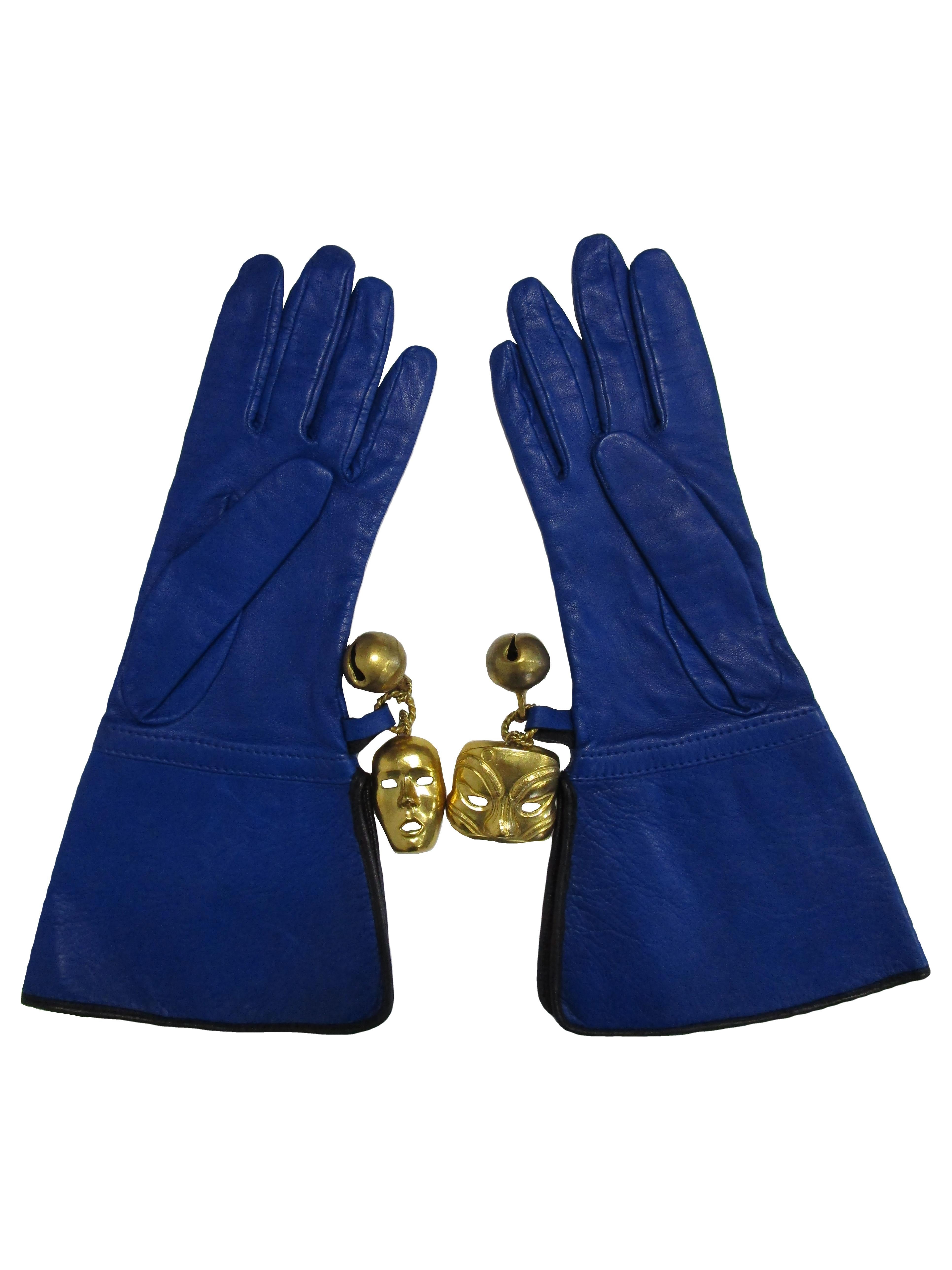1980s Isabel Canovas Azure Blue Leather Gloves  In Excellent Condition In Houston, TX
