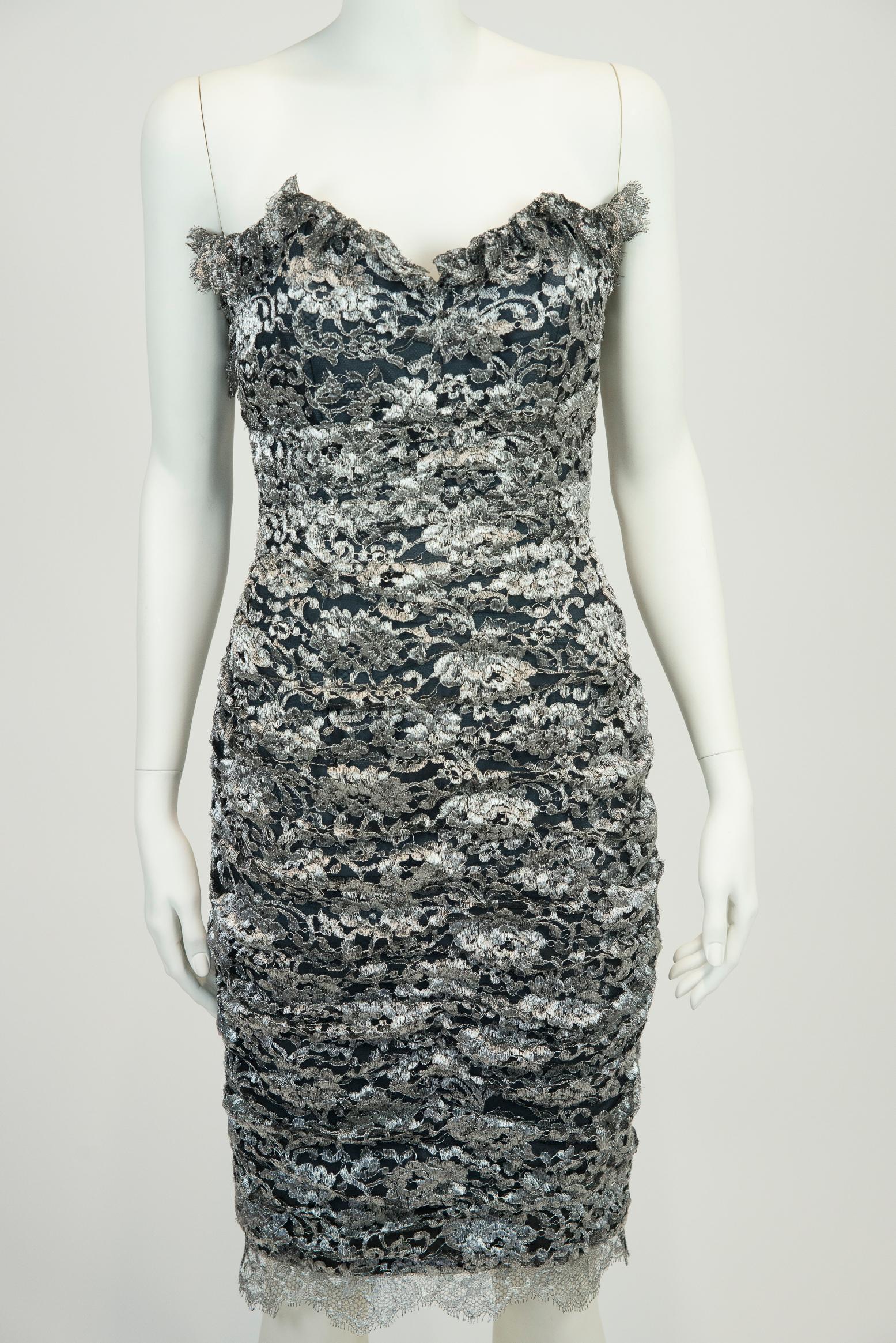 1980s Isabelle Allard Bows-Embellished Ruched Lace Dress & Removable Sleeves Set For Sale 13