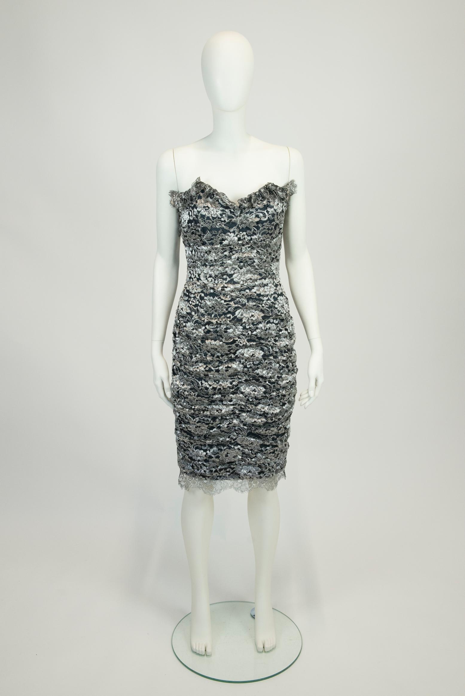 1980s Isabelle Allard Bows-Embellished Ruched Lace Dress & Removable Sleeves Set For Sale 14