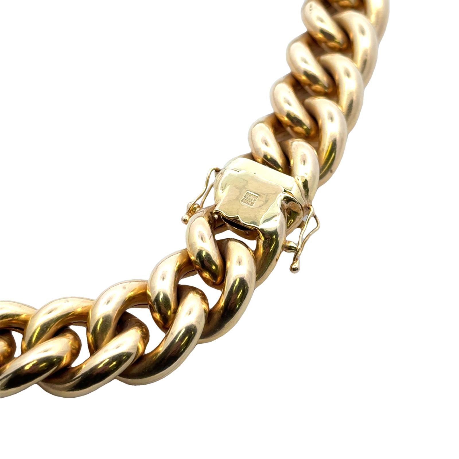 1980's Italian 14 Karat Yellow Gold Curb Link Choker Necklace 16.5 Inches. In Excellent Condition In Boca Raton, FL