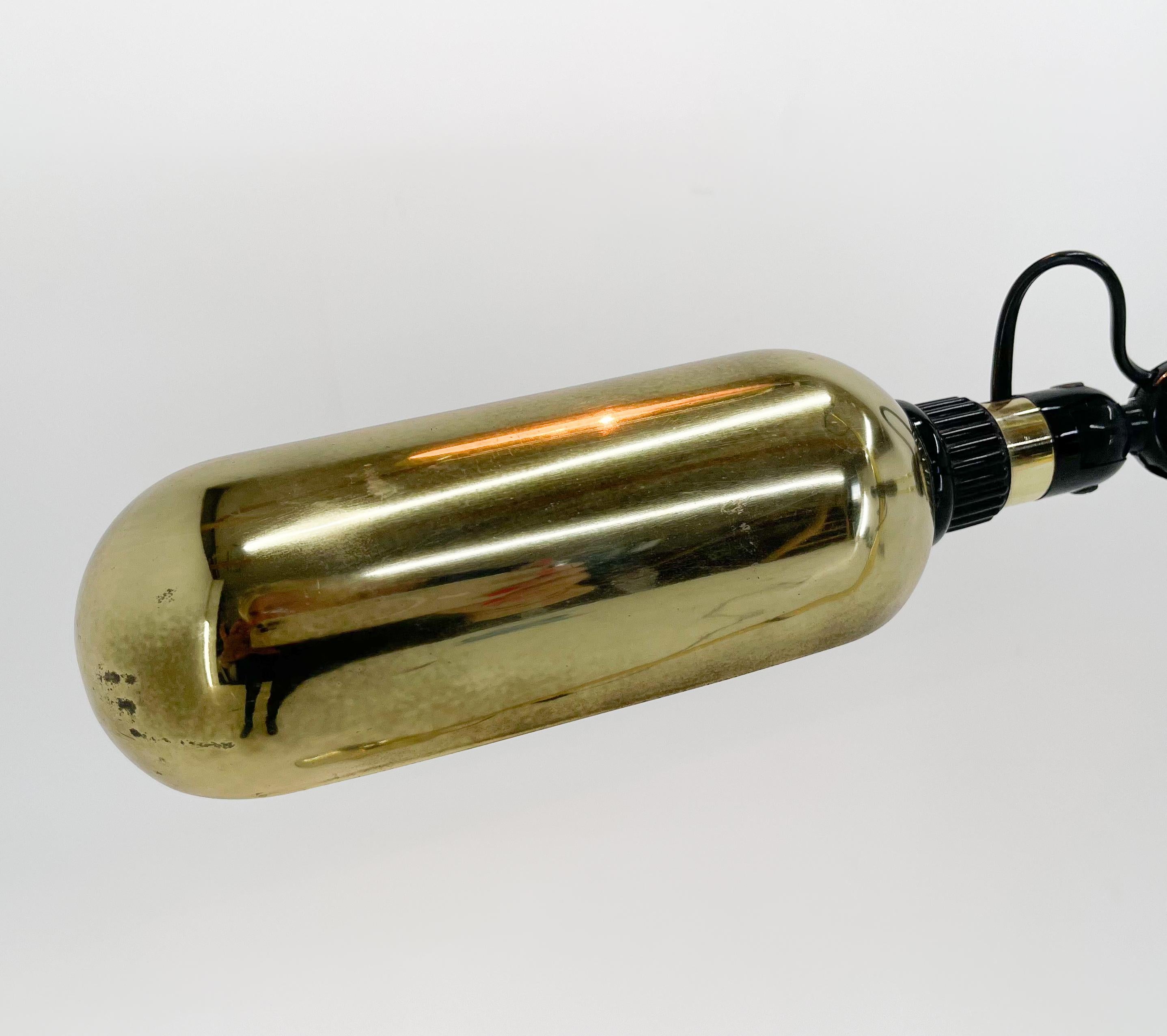 Italienische verstellbare Stehlampe aus den 1980er Jahren im Angebot 5