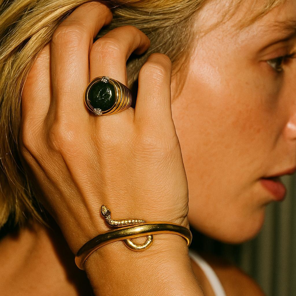 Donna Anello con moneta antica italiana del 1980 in oro 18 carati con accenti di diamanti