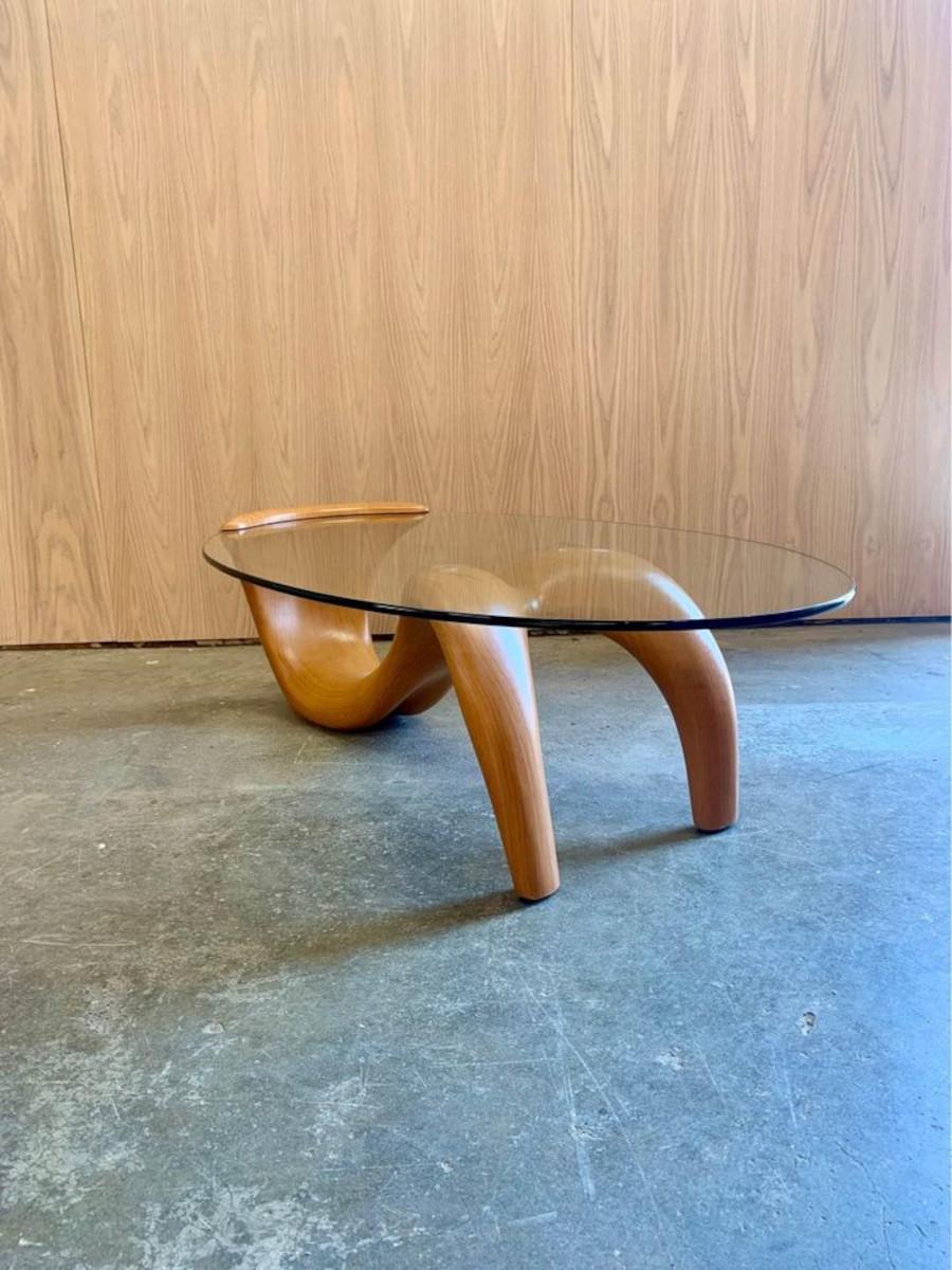 Fiberglass 1980s Italian Bimorphic Coffee Table For Sale