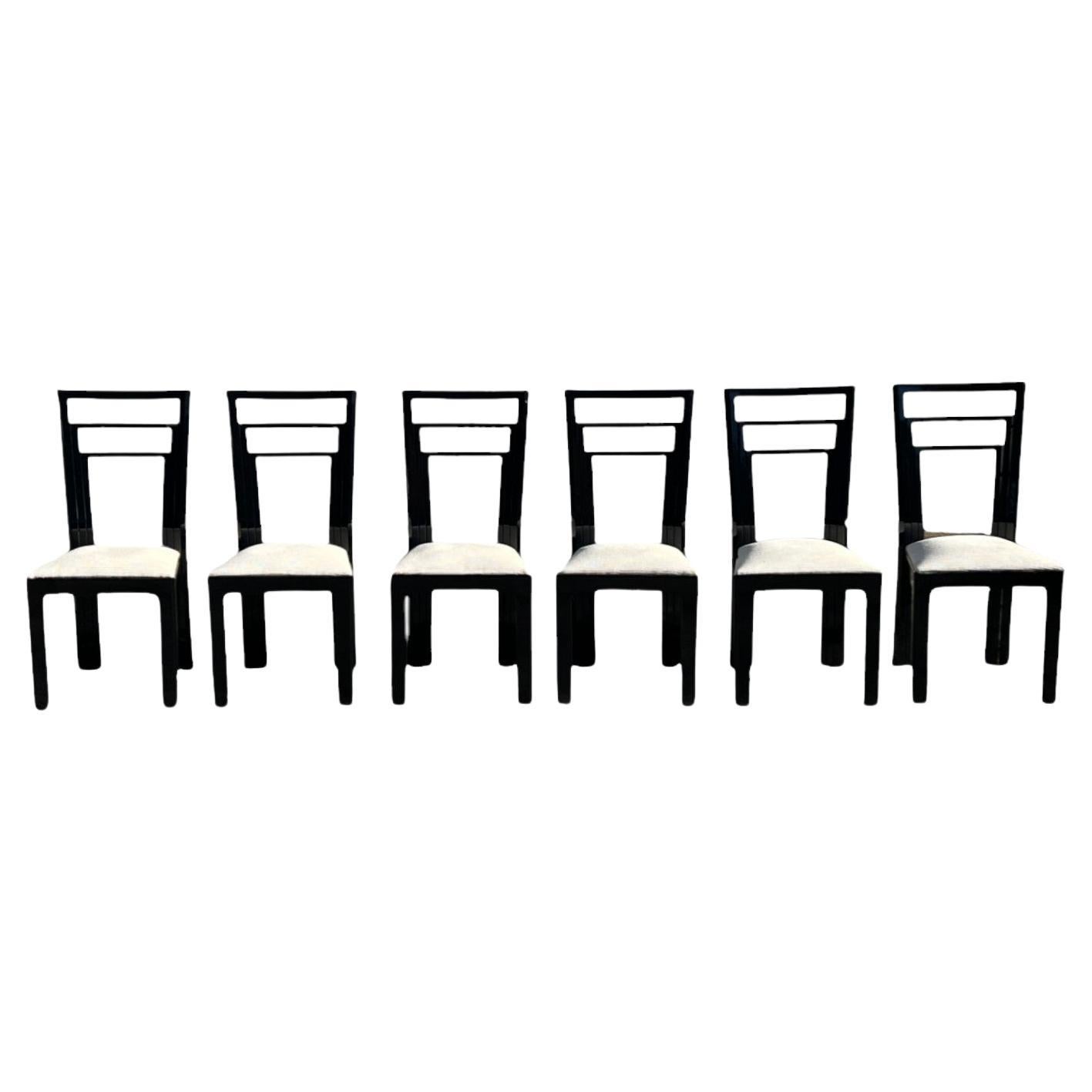 Chaises de salle à manger italiennes laquées noires des années 1980