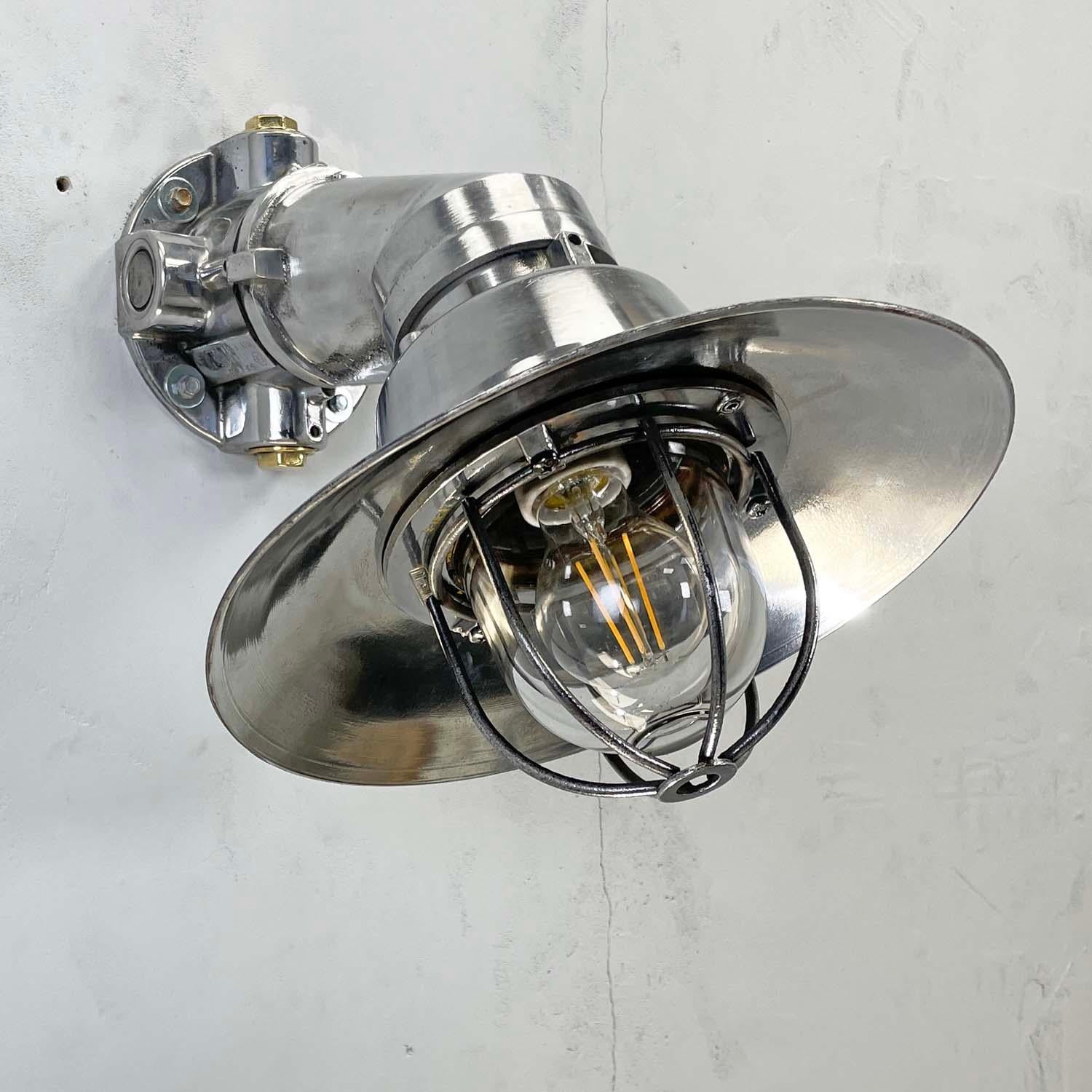 1980's Italian Cast Aluminum Flameproof Cantilever Wall Sconce with Cage & Shade For Sale 5