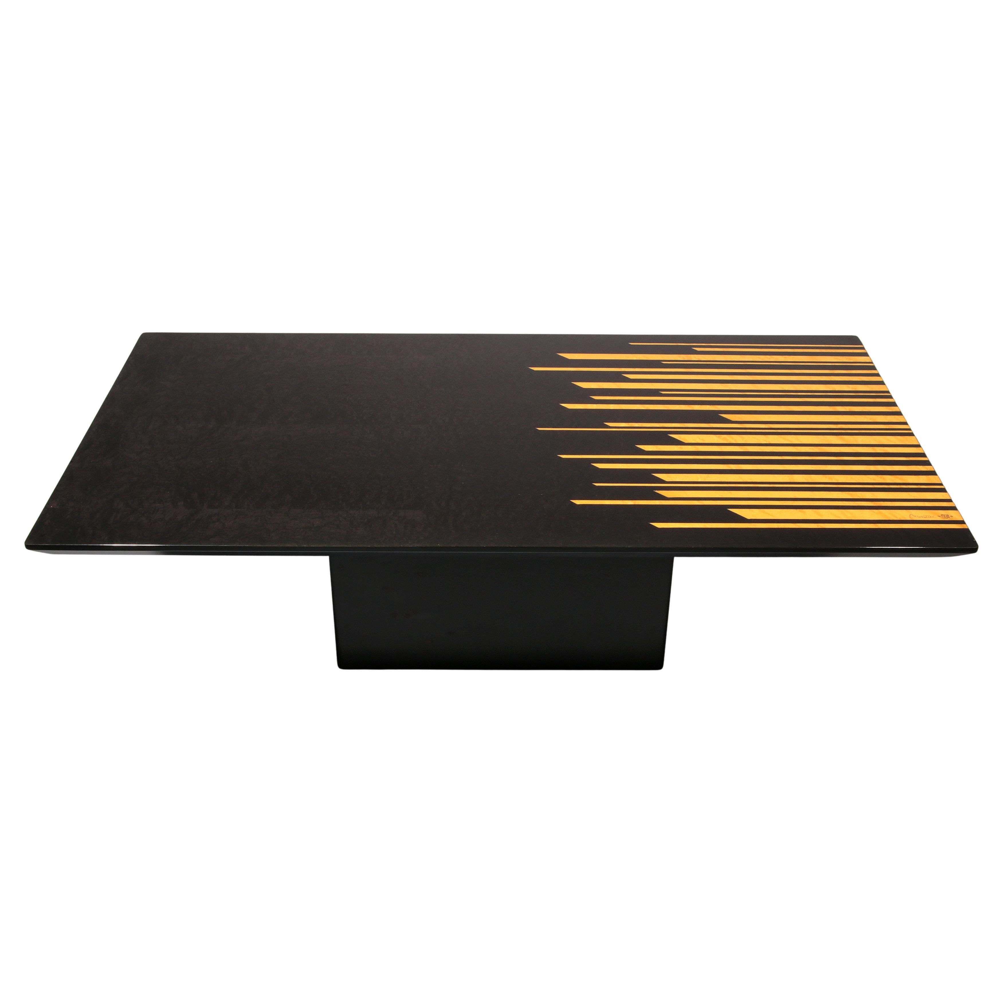 Table basse italienne des années 1980 en bois laqué noir et jaune
