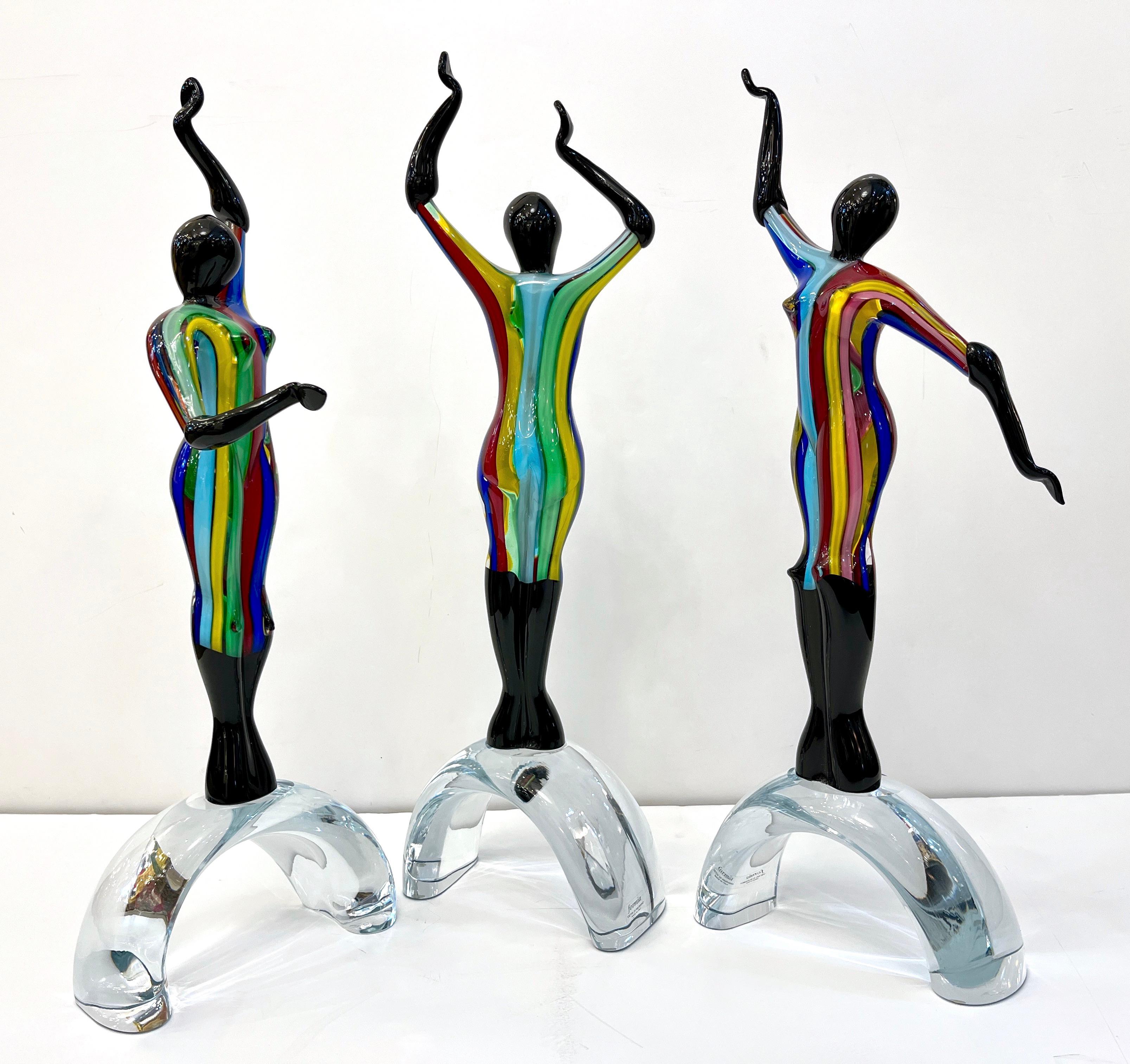 1980er Jahre Italienisches Buntes Murano Glas Set 3 Balletttänzerinnen für Cosulich Interiors (Organische Moderne) im Angebot