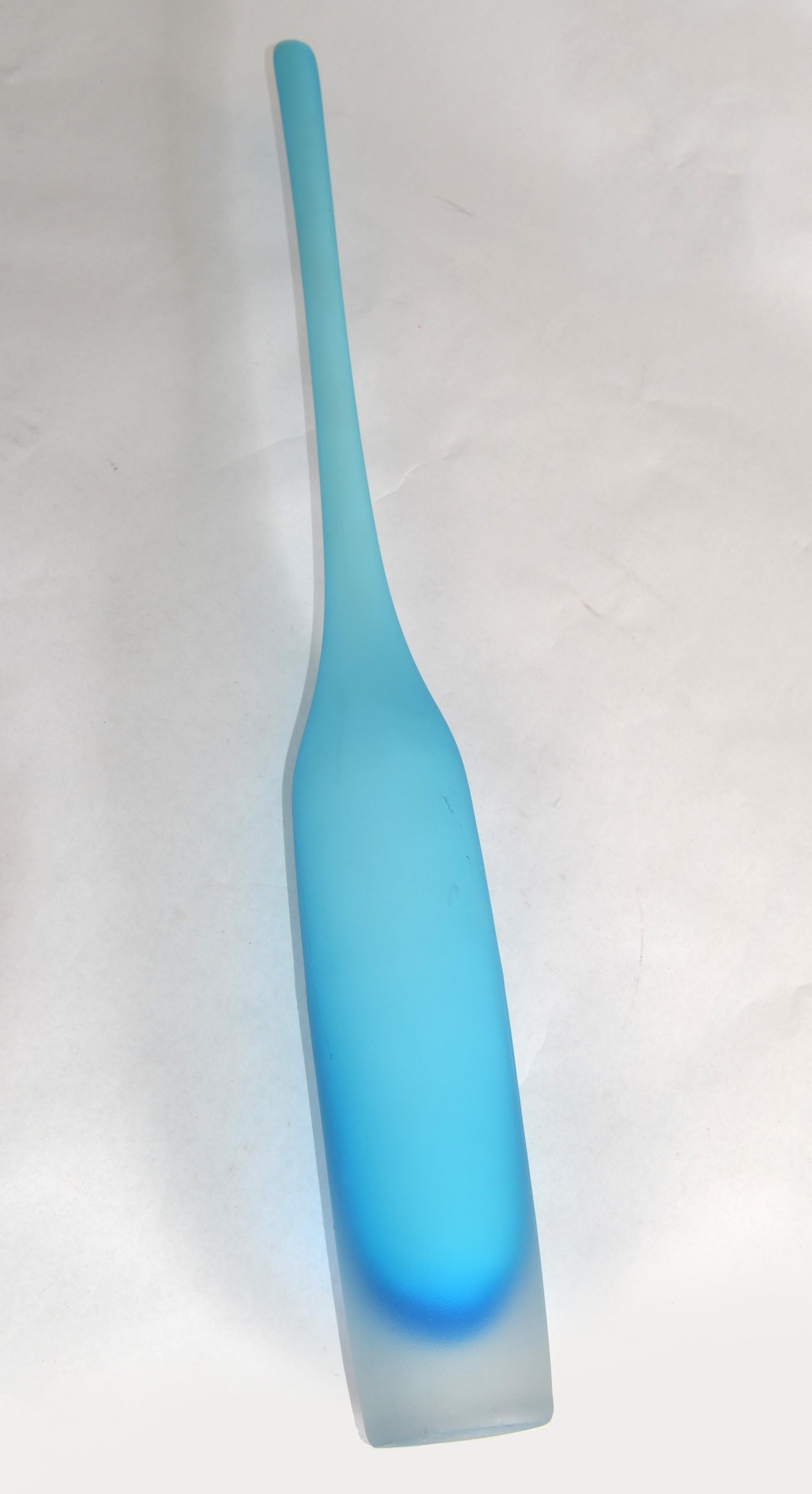 Late 20th Century 1980s Italian Cornflower Blue Scavo Glass Wheat Vase Vessel Mid-Century Modern For Sale