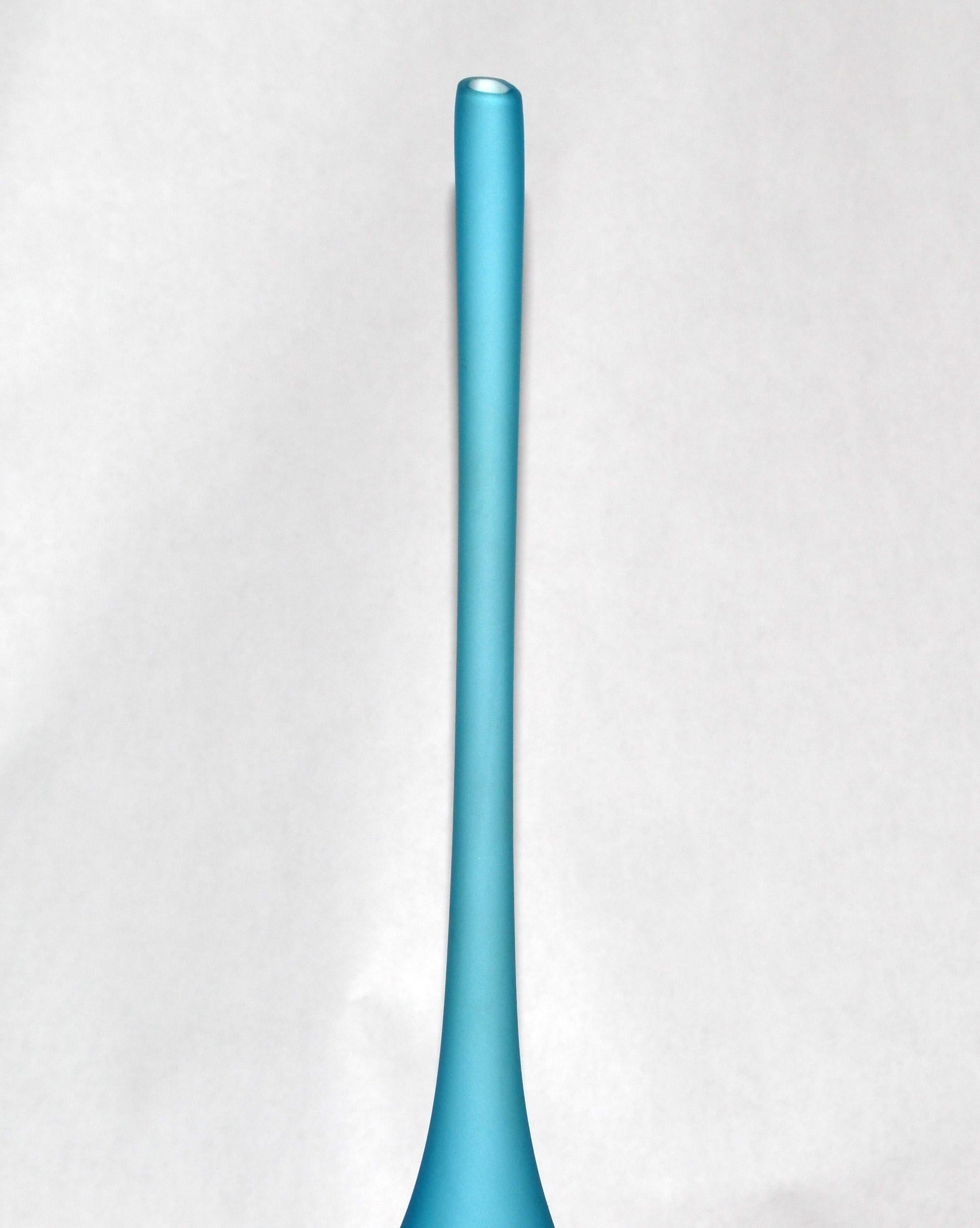 Art Glass 1980s Italian Cornflower Blue Scavo Glass Wheat Vase Vessel Mid-Century Modern For Sale