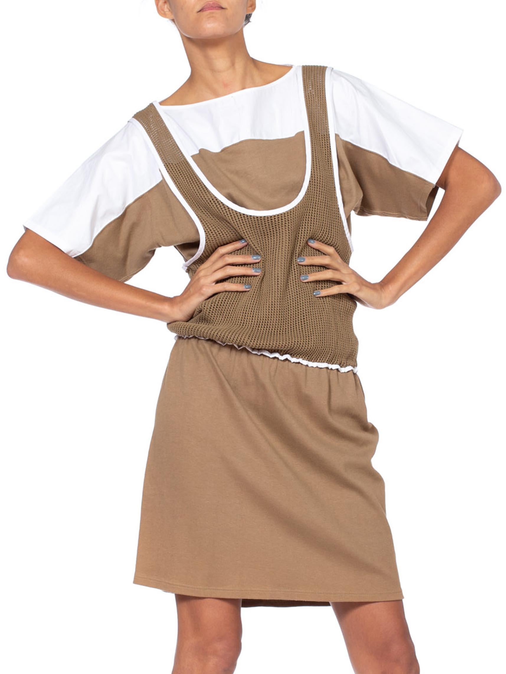 Robe en maille de coton italienne de sport kaki et blanche des années 1980 en vente 1