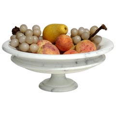 centre de table pour fruits en marbre de Carrare de conception italienne des années 1980