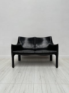 1980s Italian Designer CAB 414 2Seater Leather Sofa by Mario Bellini for Cassina
