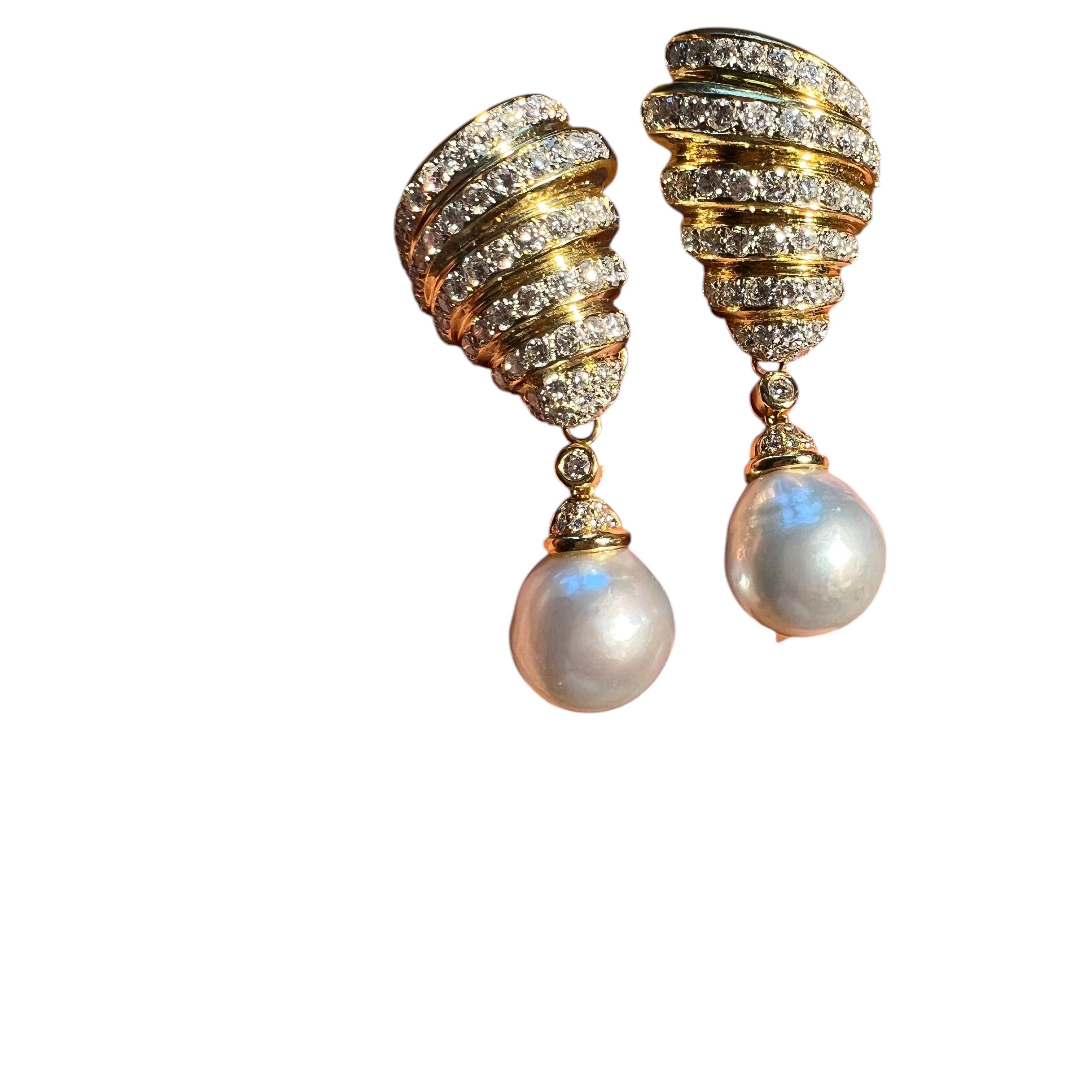 1980s Italian Diamond and South Sea Pearl Drop Earrings in 18 Karat Gold