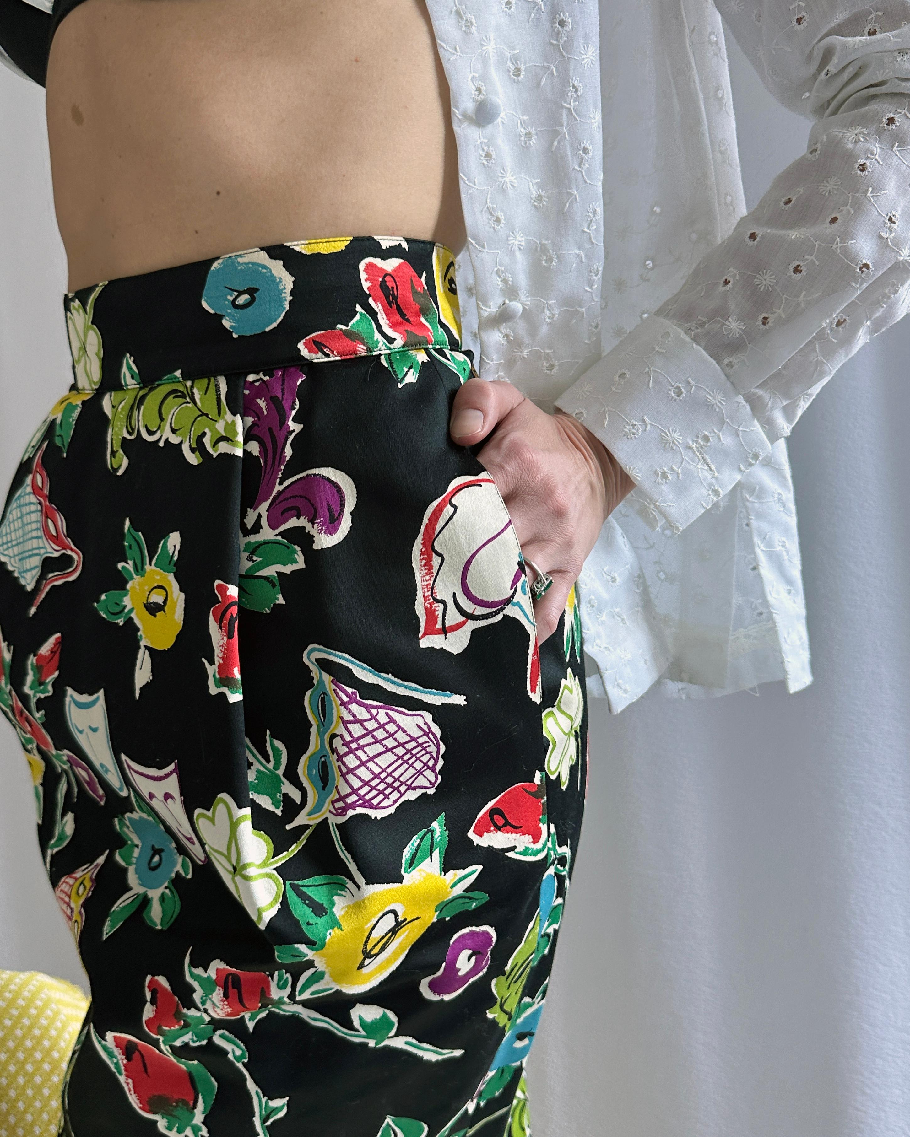 1980s Italian Floral Print Pegged Skirt For Sale 4