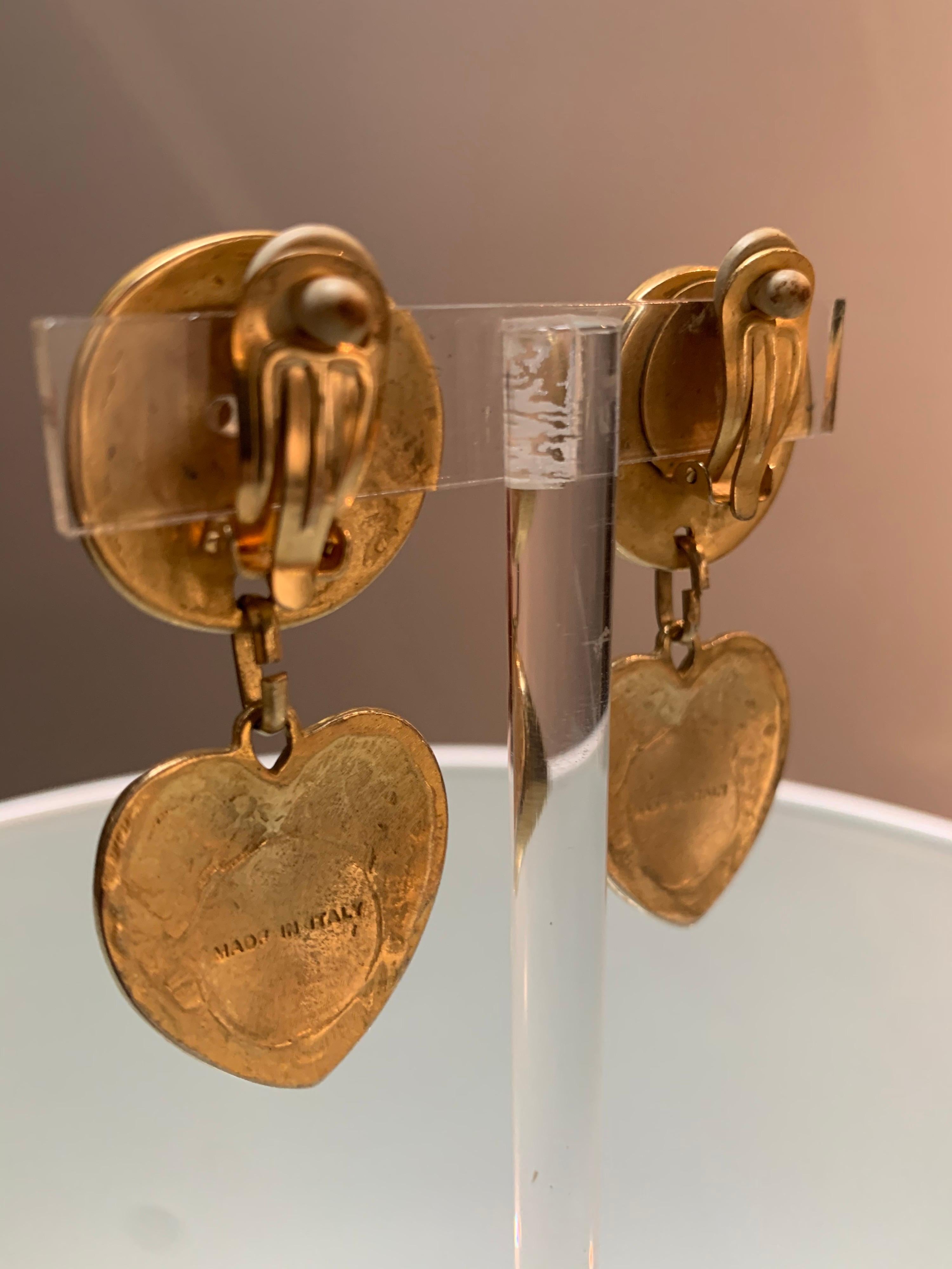 Women's 1980s Italian Gold-Tone Heart Drop Earrings W/ Etruscan-Inspired Relief Work For Sale