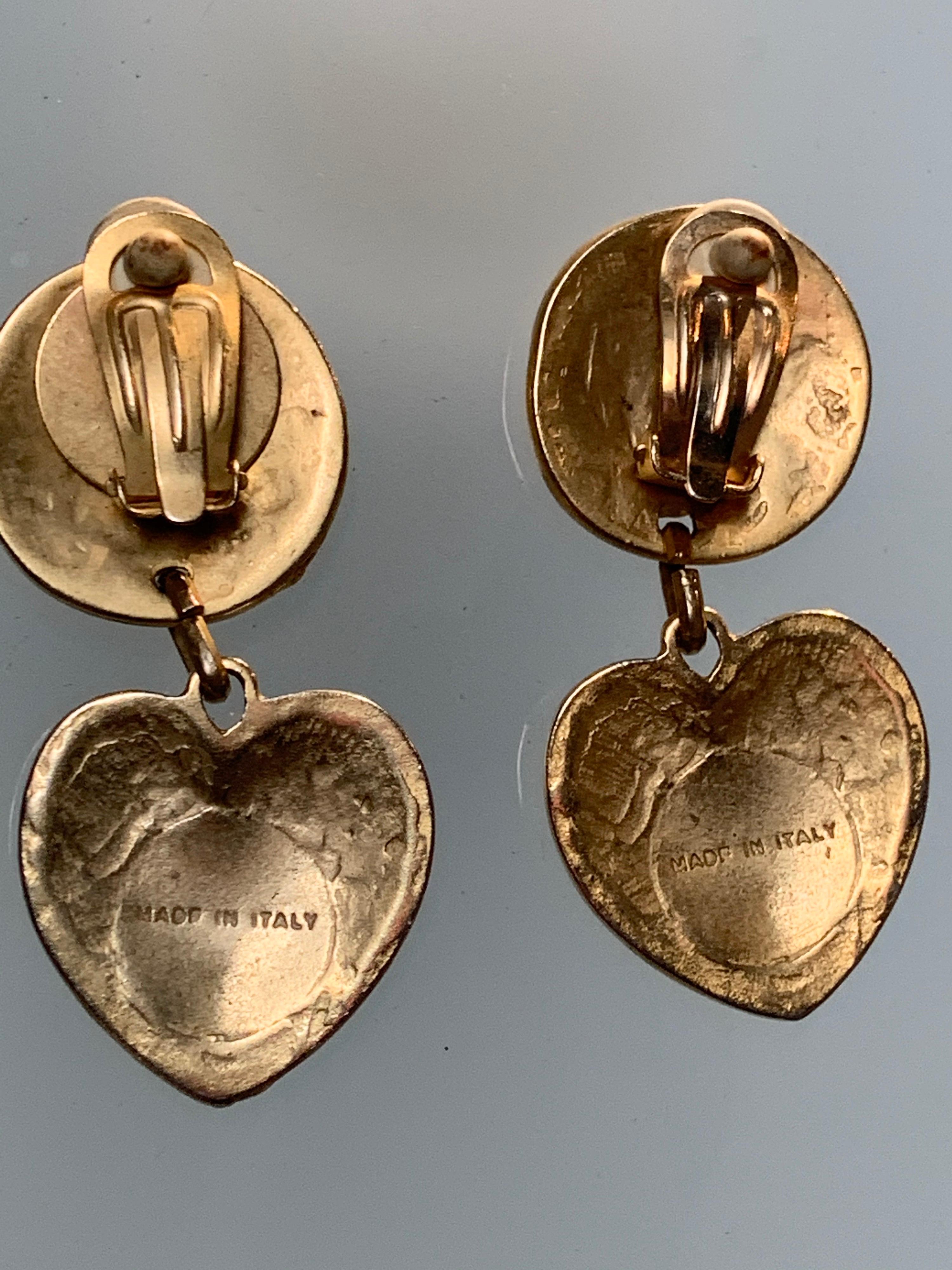 1980s Italian Gold-Tone Heart Drop Earrings W/ Etruscan-Inspired Relief Work For Sale 1
