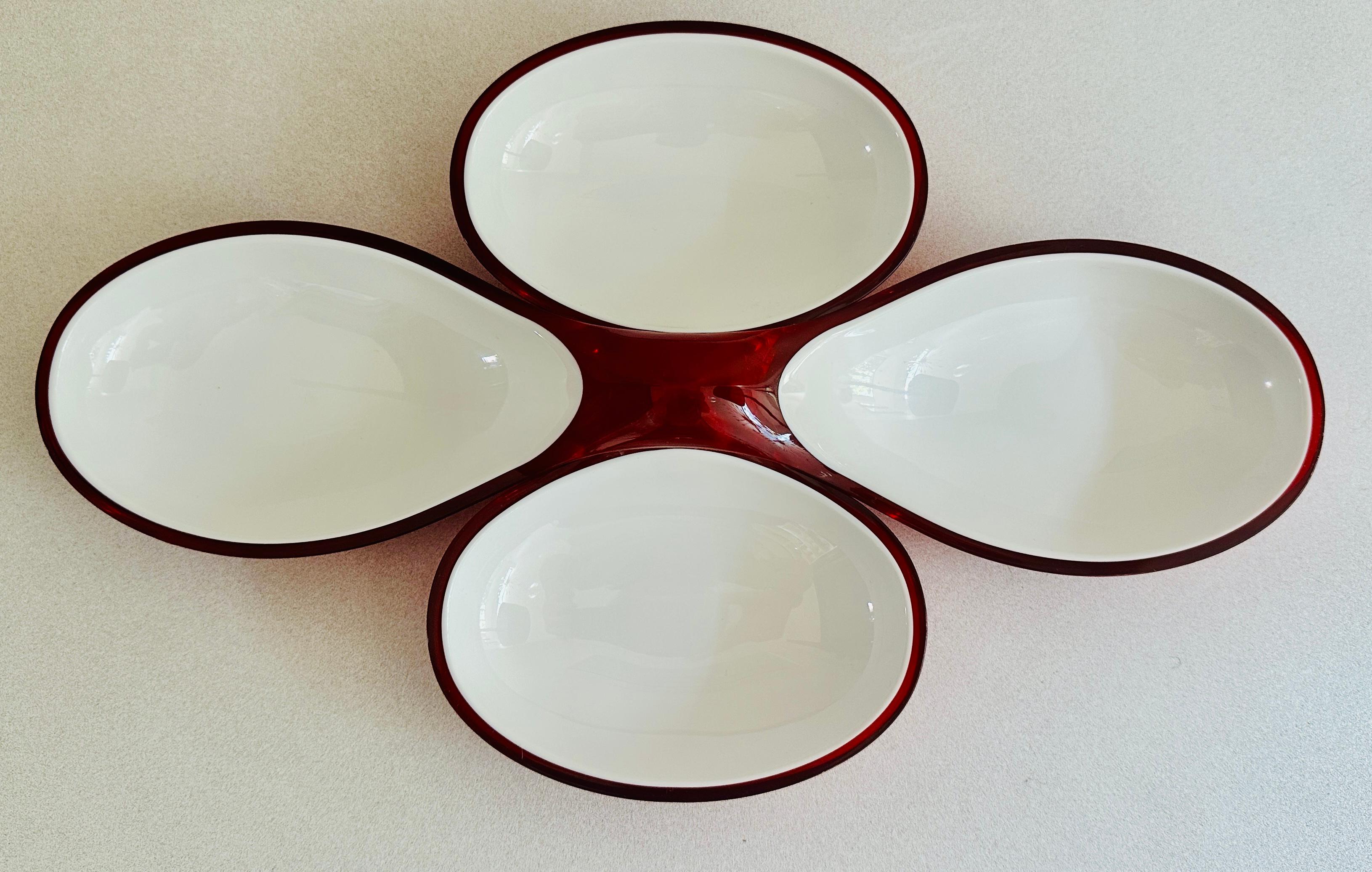 1980 Italian Guzzini Lab Interlocking Red & White Platter inc Original Box Bon état - En vente à London, England