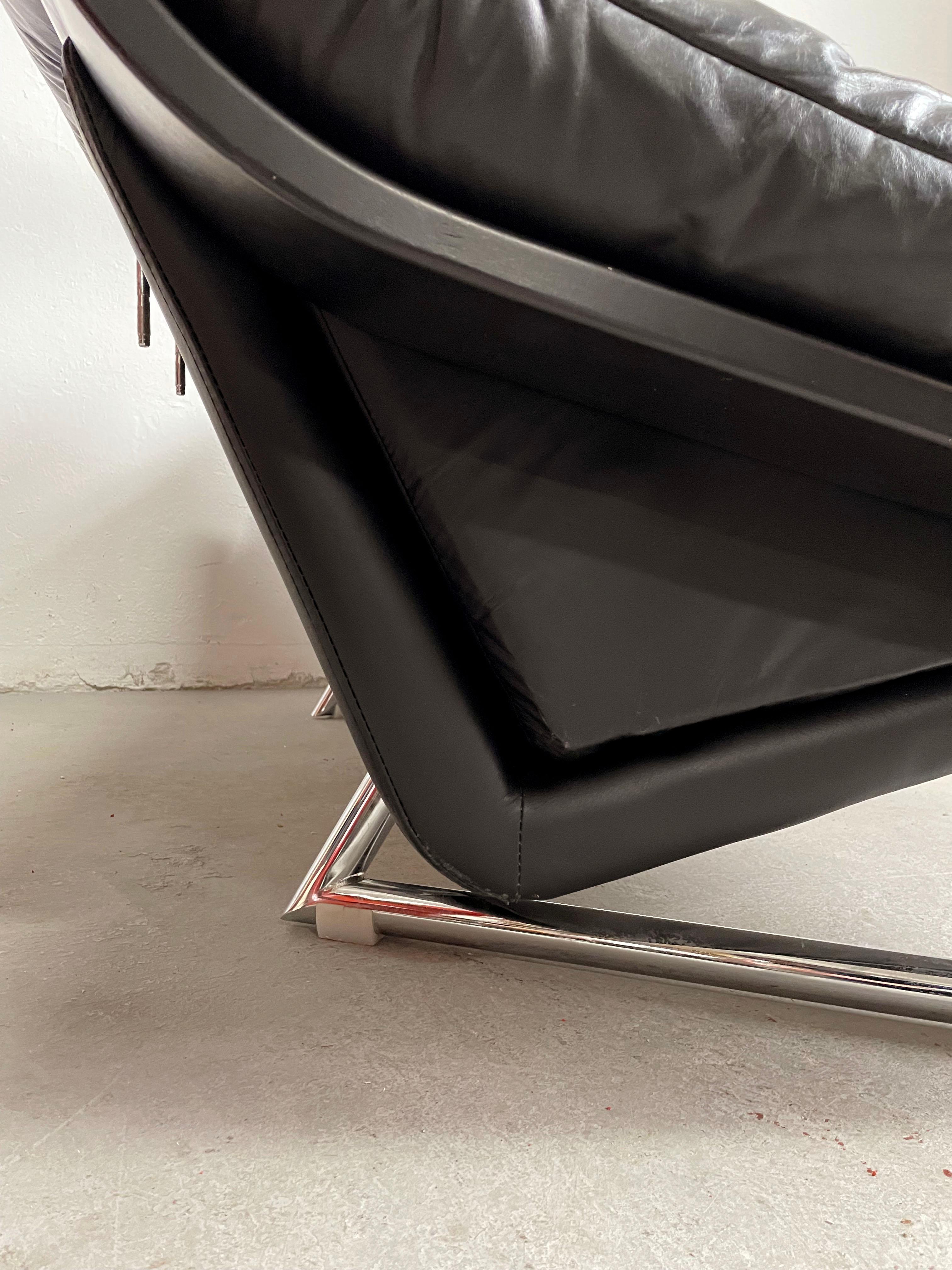 Metal 1980's, Italian Leather and Chrome Sofa, Adjustable Headrests, Postmodern Design