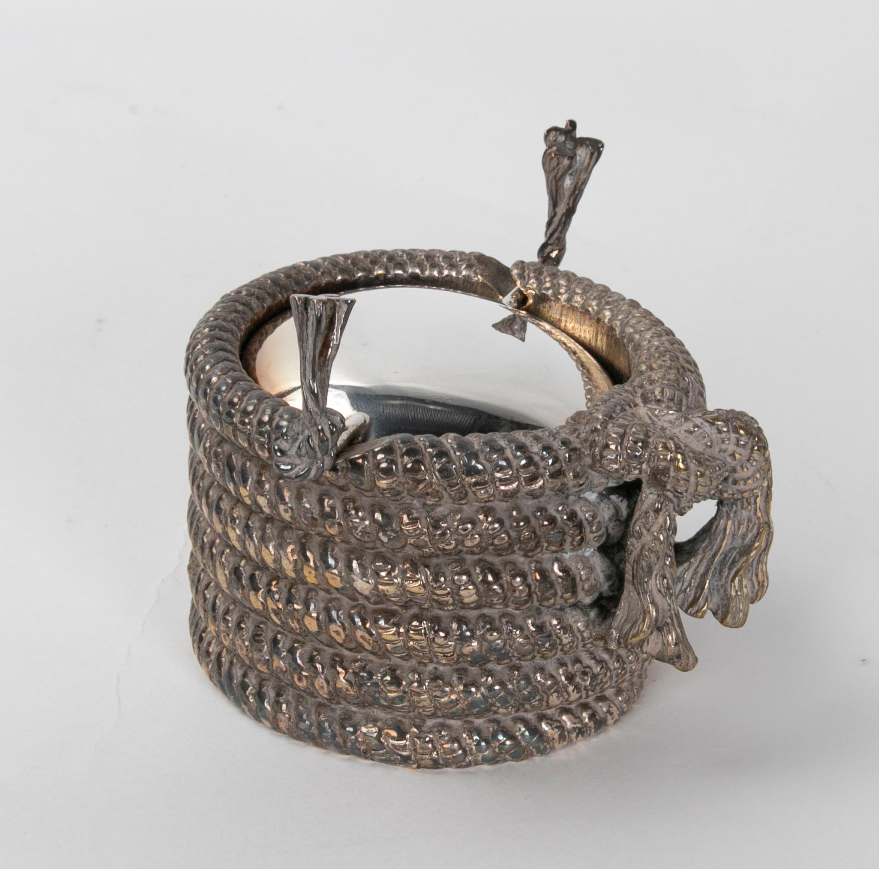 1980s Italian Metal Ashtray in the Form of a Rope For Sale 7