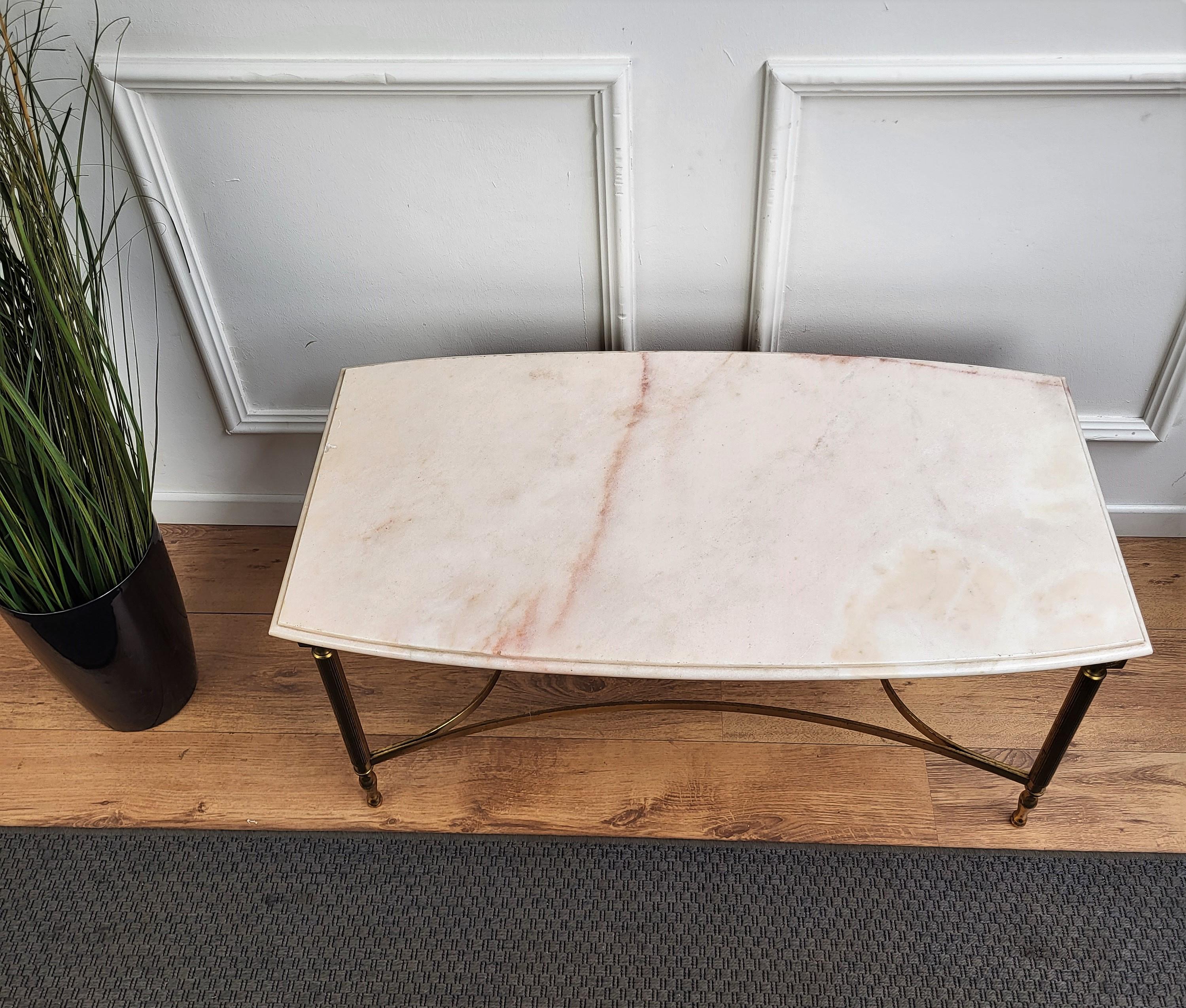 1980s Italian Mid-Century Hollywood Regency Brass and Marble Side Coffee Table For Sale 5