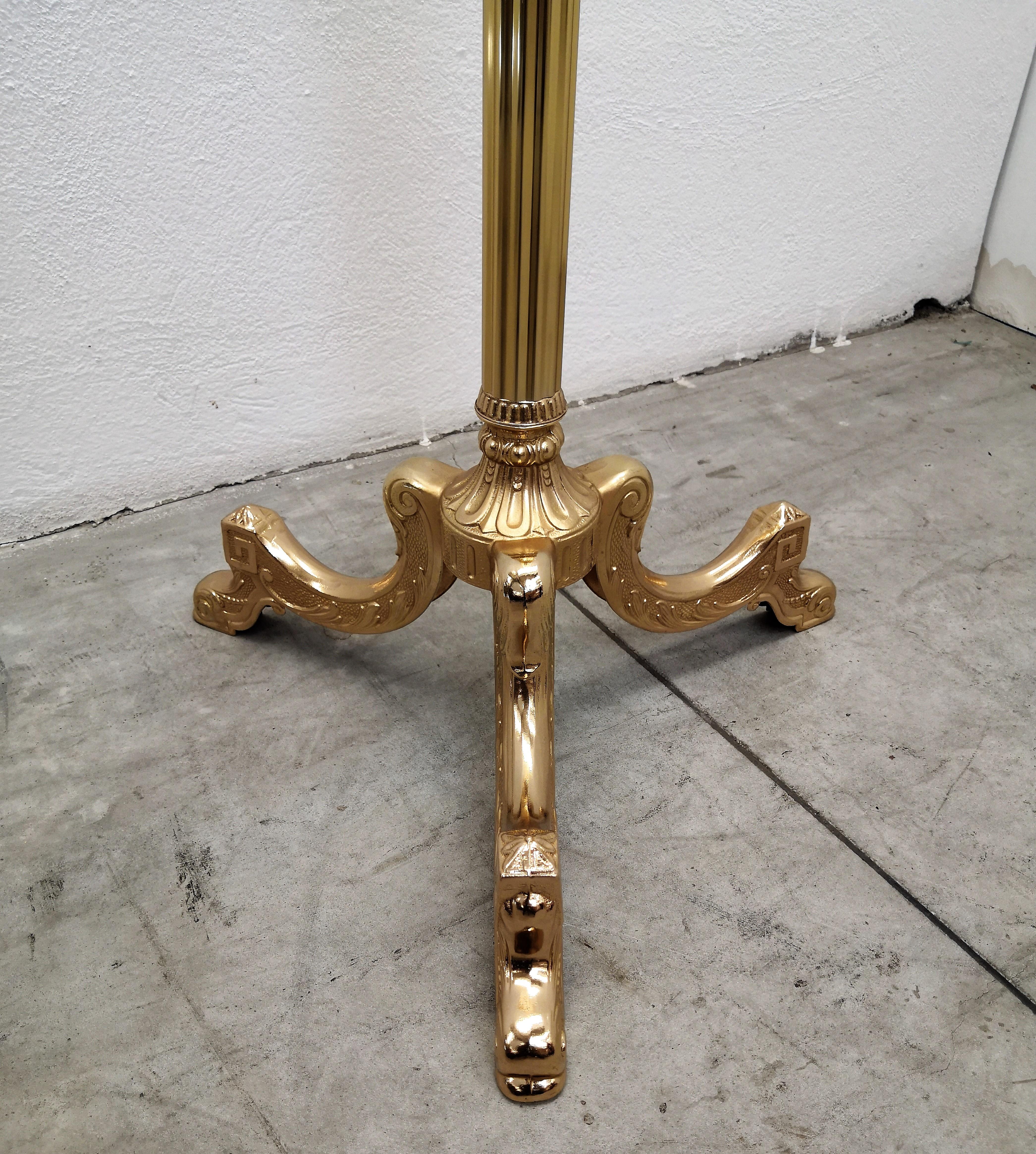 1980s Italian Midcentury Hollywood Regency Neoclassical Brass Floor Coat Hanger For Sale 1