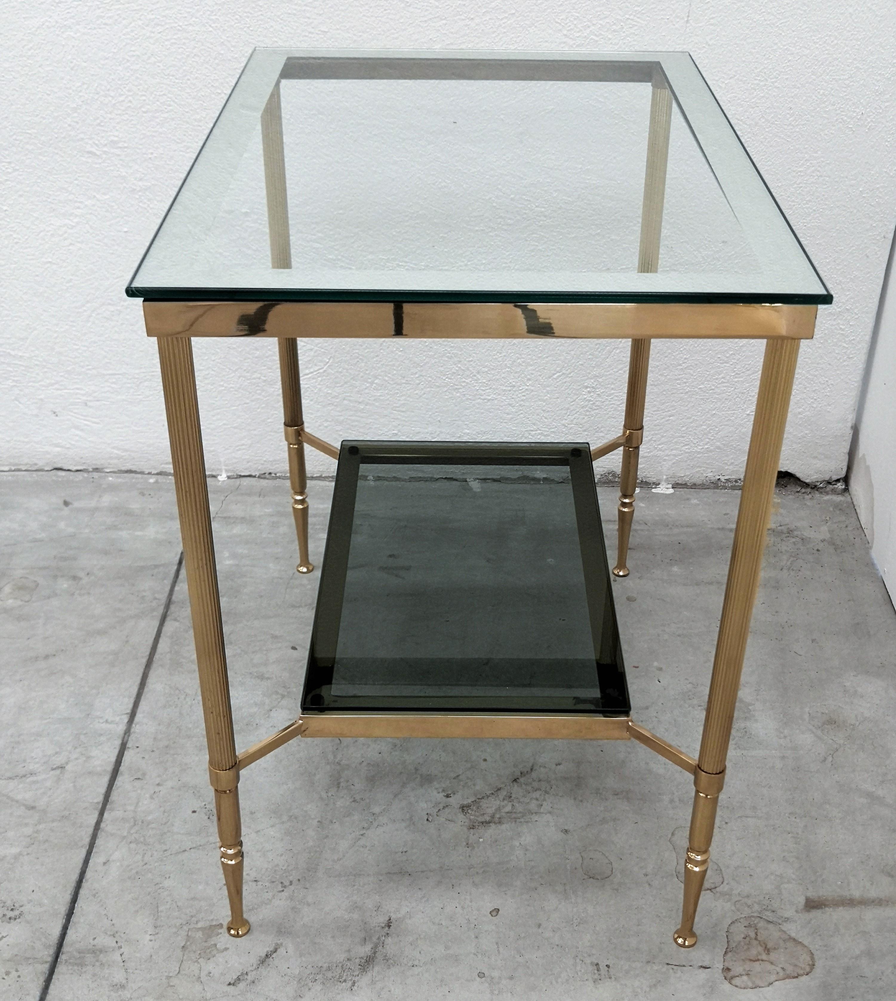 1980s Italian Modern Regency Neoclassical Brass and Mirror Glass Two-Tier Table In Good Condition In Carimate, Como