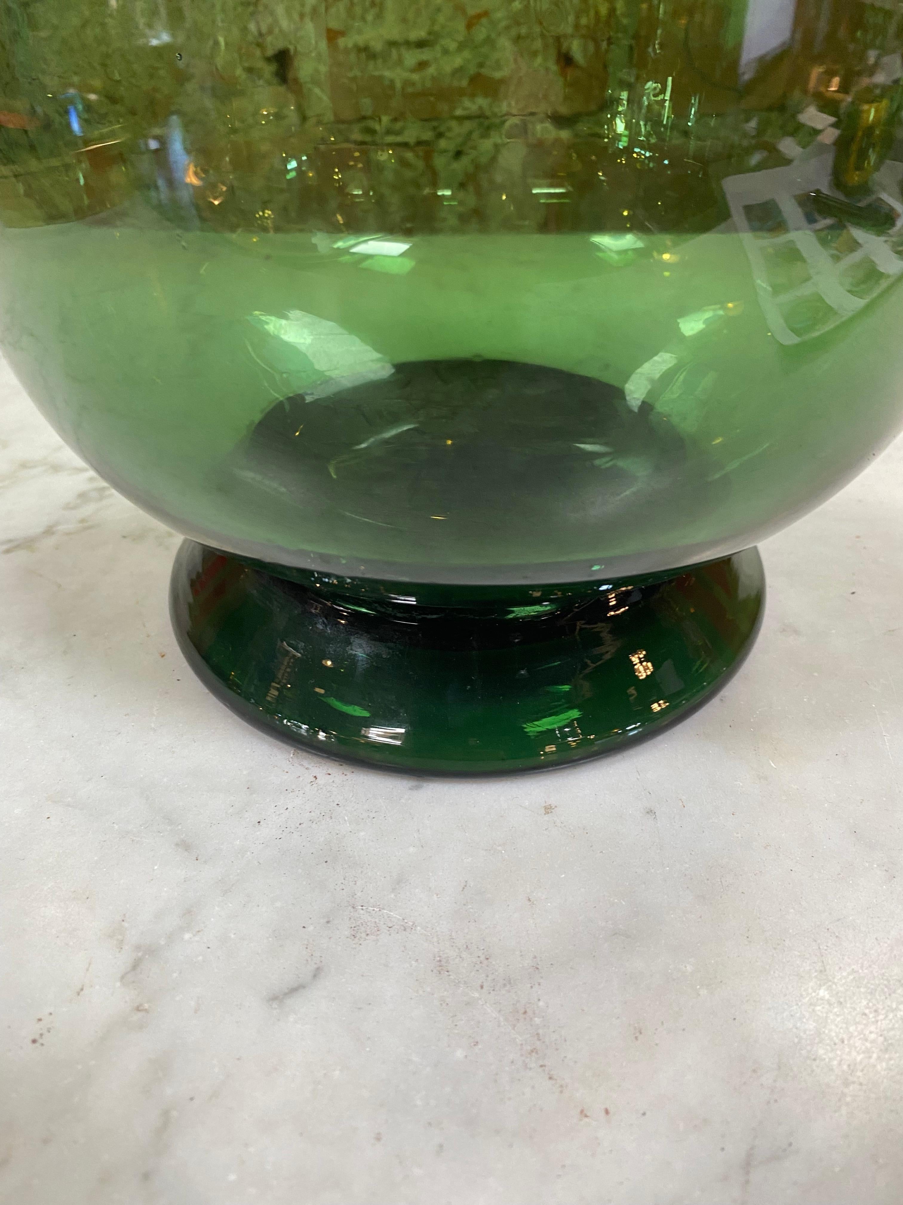Late 20th Century 1980s Italian Murano Green Vase For Sale