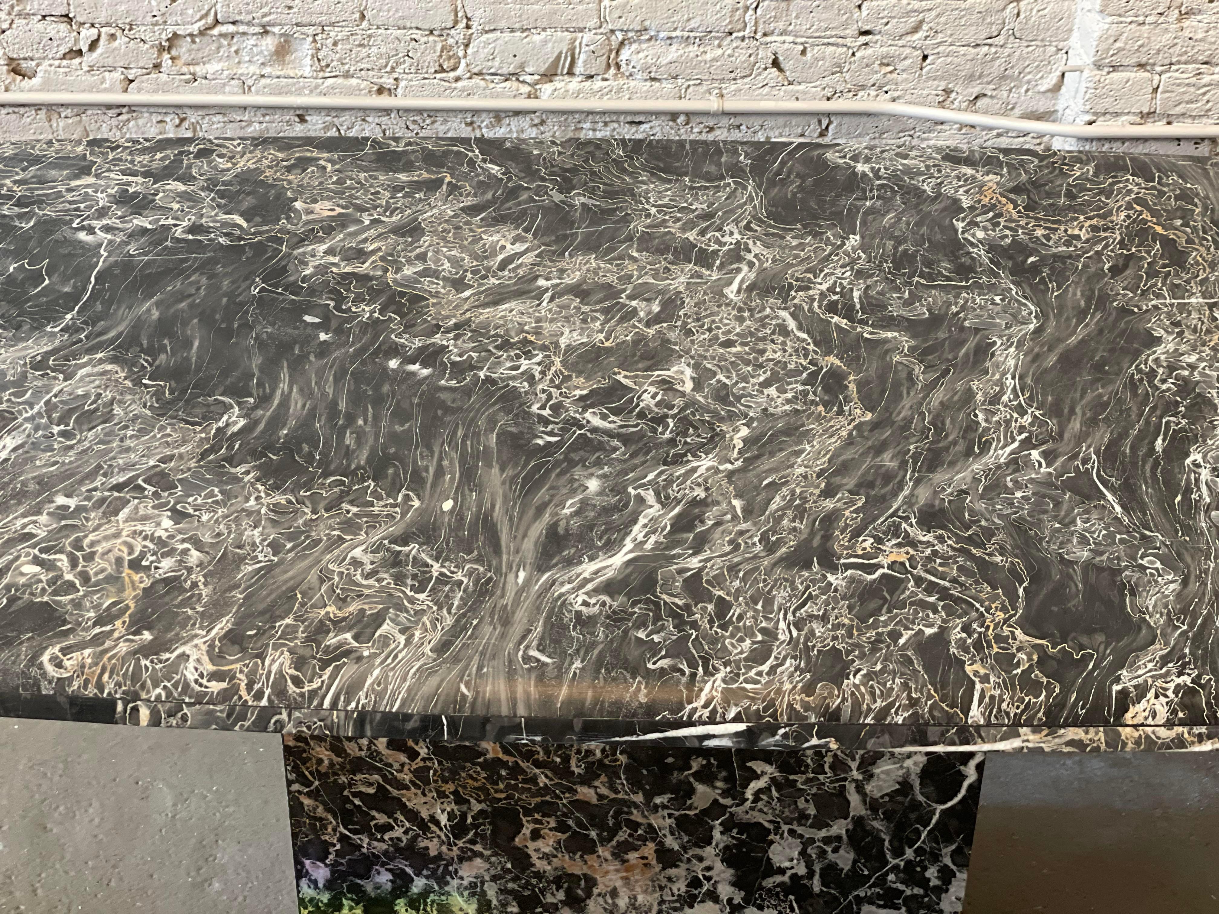 1980s, Postmodern Italian Nero Portoro Marble Vintage Dining Table In Excellent Condition In Chicago, IL