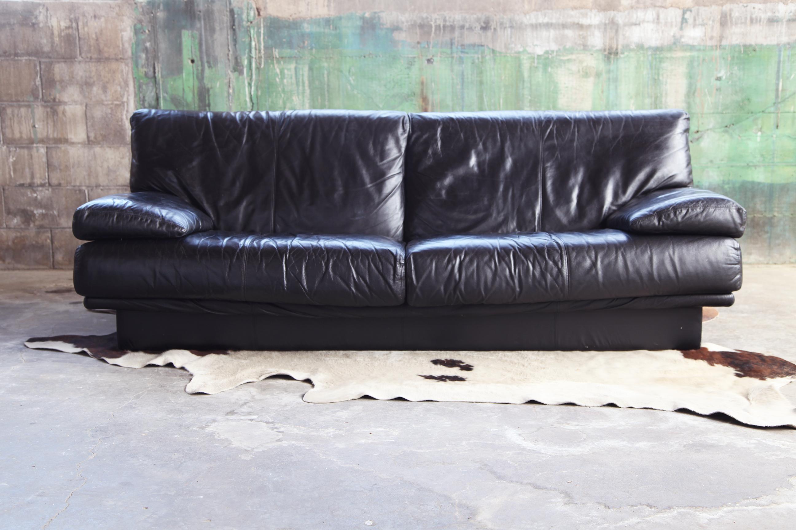 Mid-Century Modern 1980s Italian Nicoletti Salotti Postmodern Plinth Base Black Leather Sofa