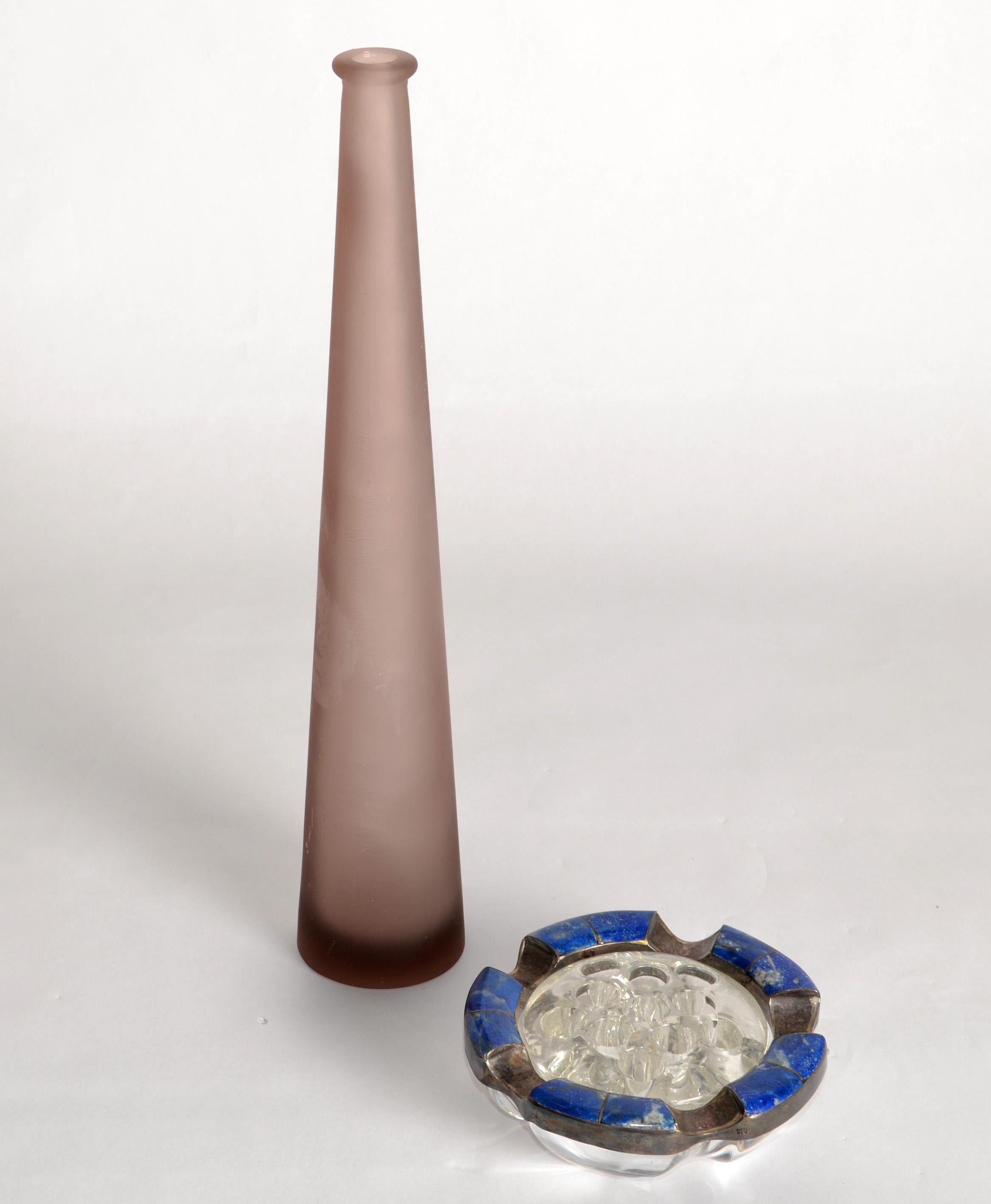 XX secolo Vaso di vetro a forma di grano Scavo, lavanda pallida, anni '80, italiano, Mid-Century Modern in vendita