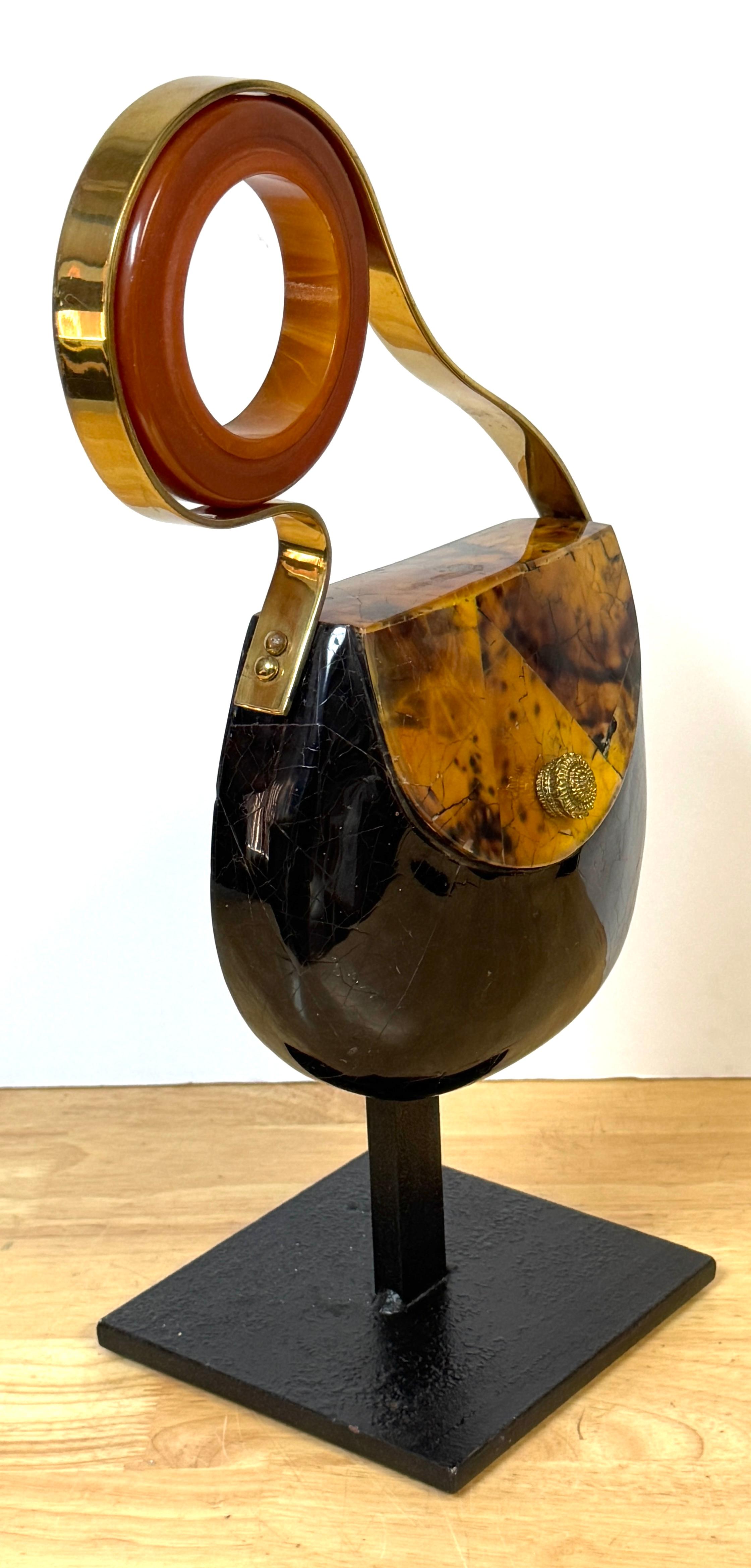 1980er Jahre Italienische Pop-Art-Skulptur eines Geldbeutels, Museum montiert (20. Jahrhundert) im Angebot