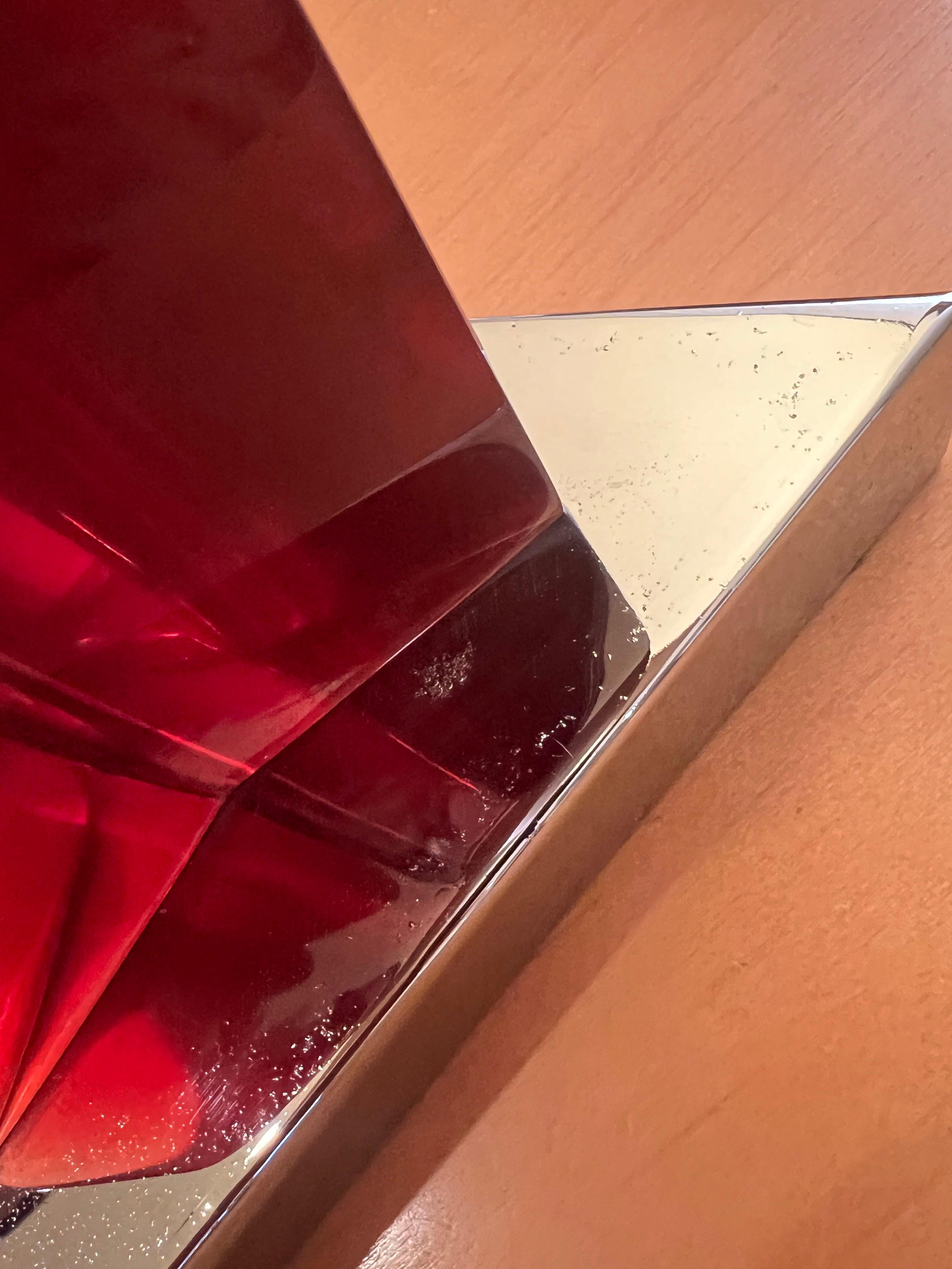 1980's Italian Postmodern Red Lucite & Chrome Striking Triangle Rare Table Lamp For Sale 2