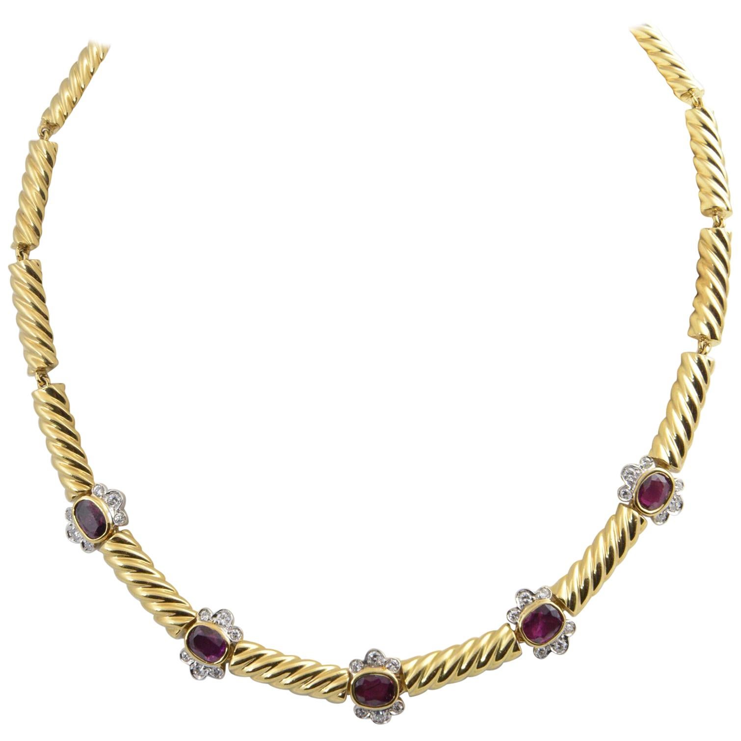 1980s Italian Ruby Diamond Gold Necklace