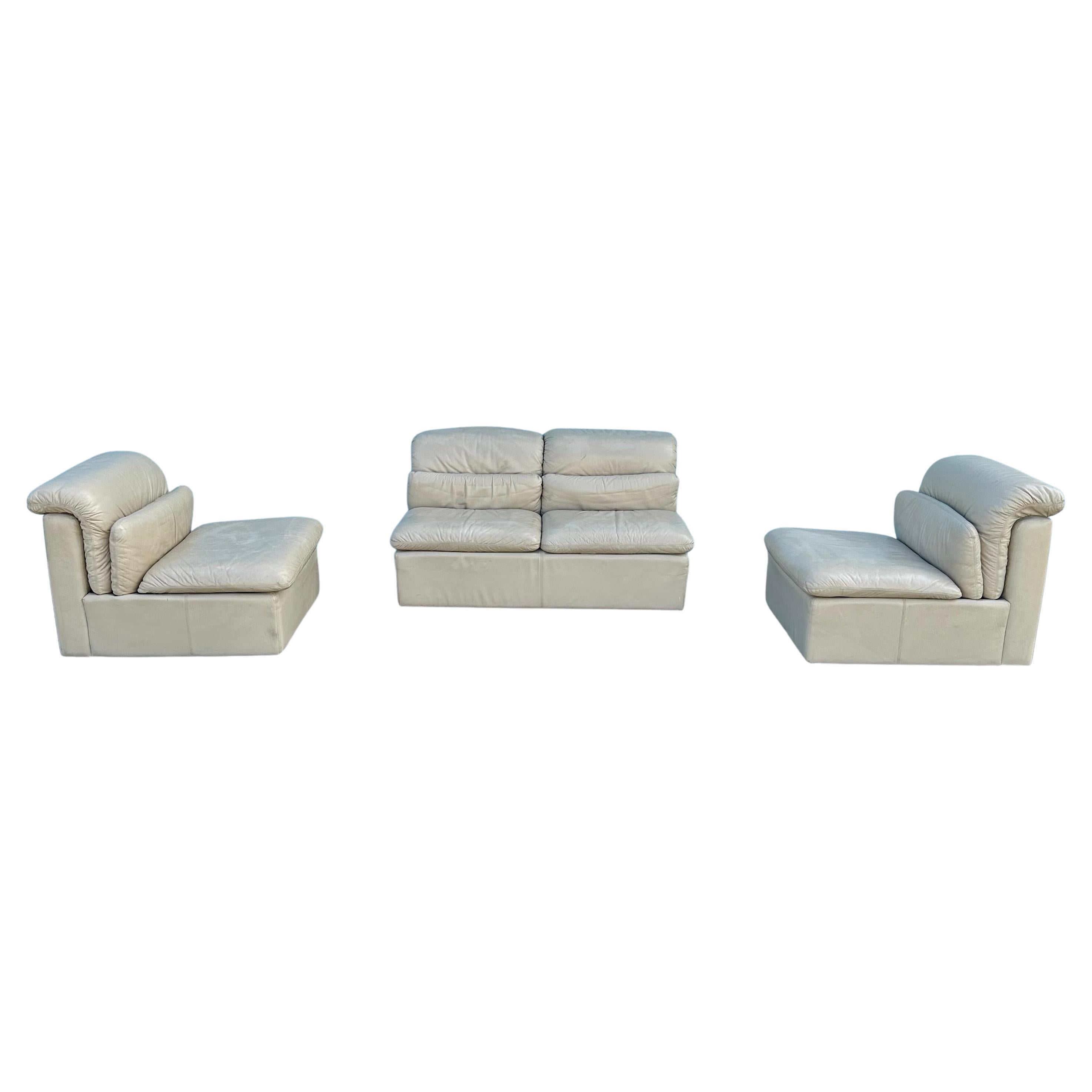 1980s Italian Salotti Natuzzi Post Modern Beige Modular 3Pieces Sectional