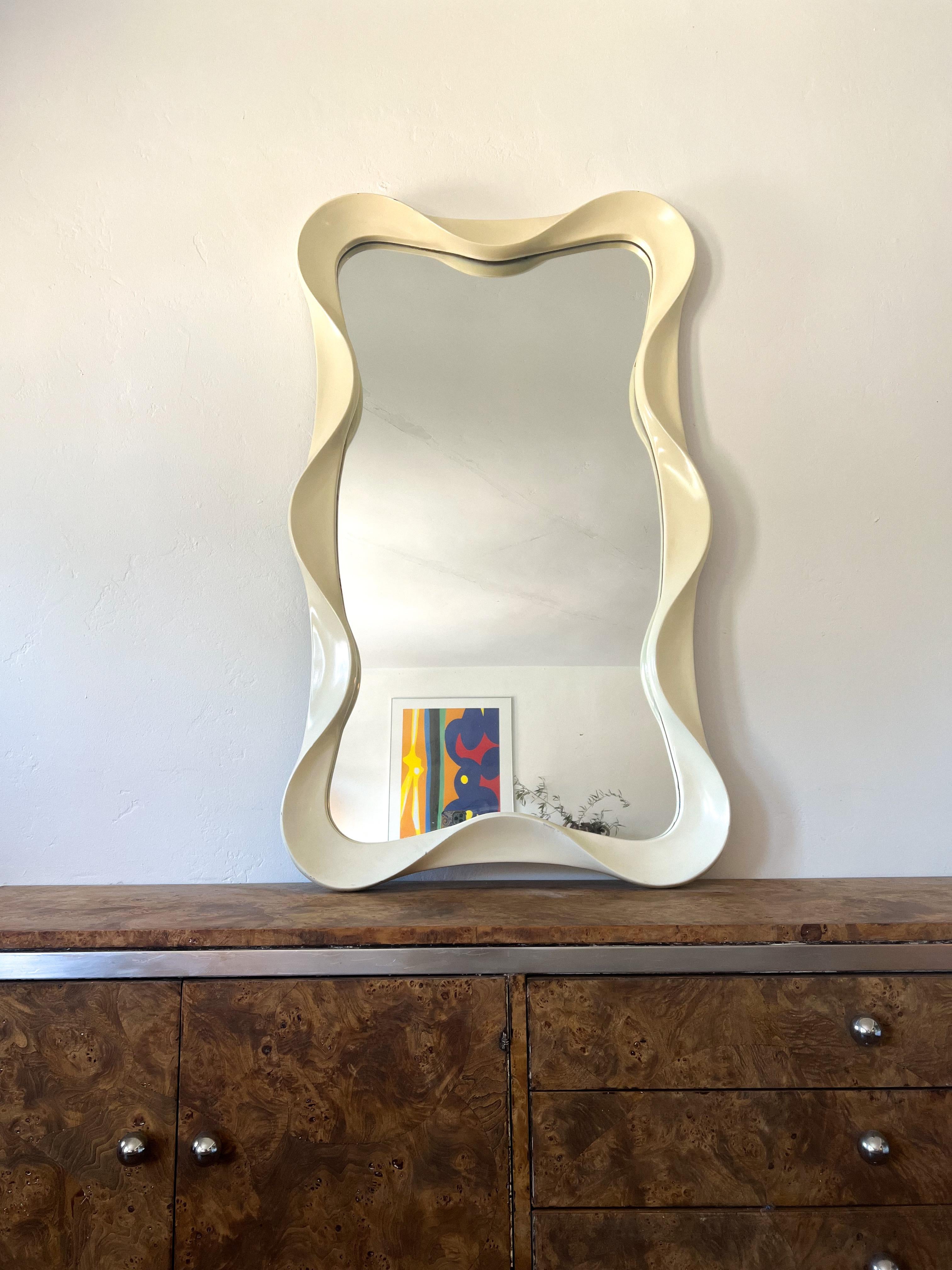 1980s Italian Sculptural Wall Mirror in the Style of Ettore Sottsass in vendita 6