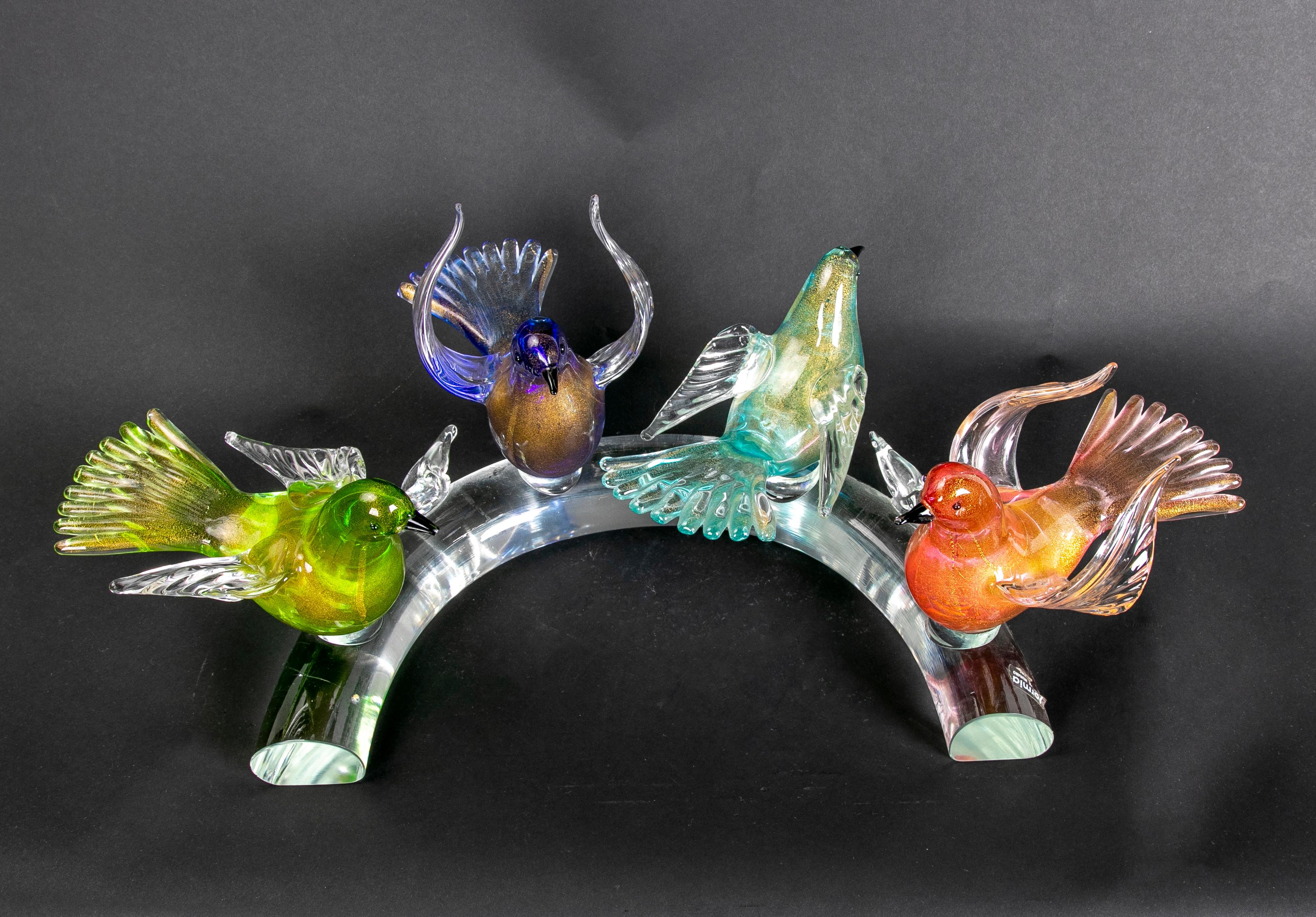Art Glass 1980s Italian Sculpture of Four Birds on a Branch of Murano Glass For Sale
