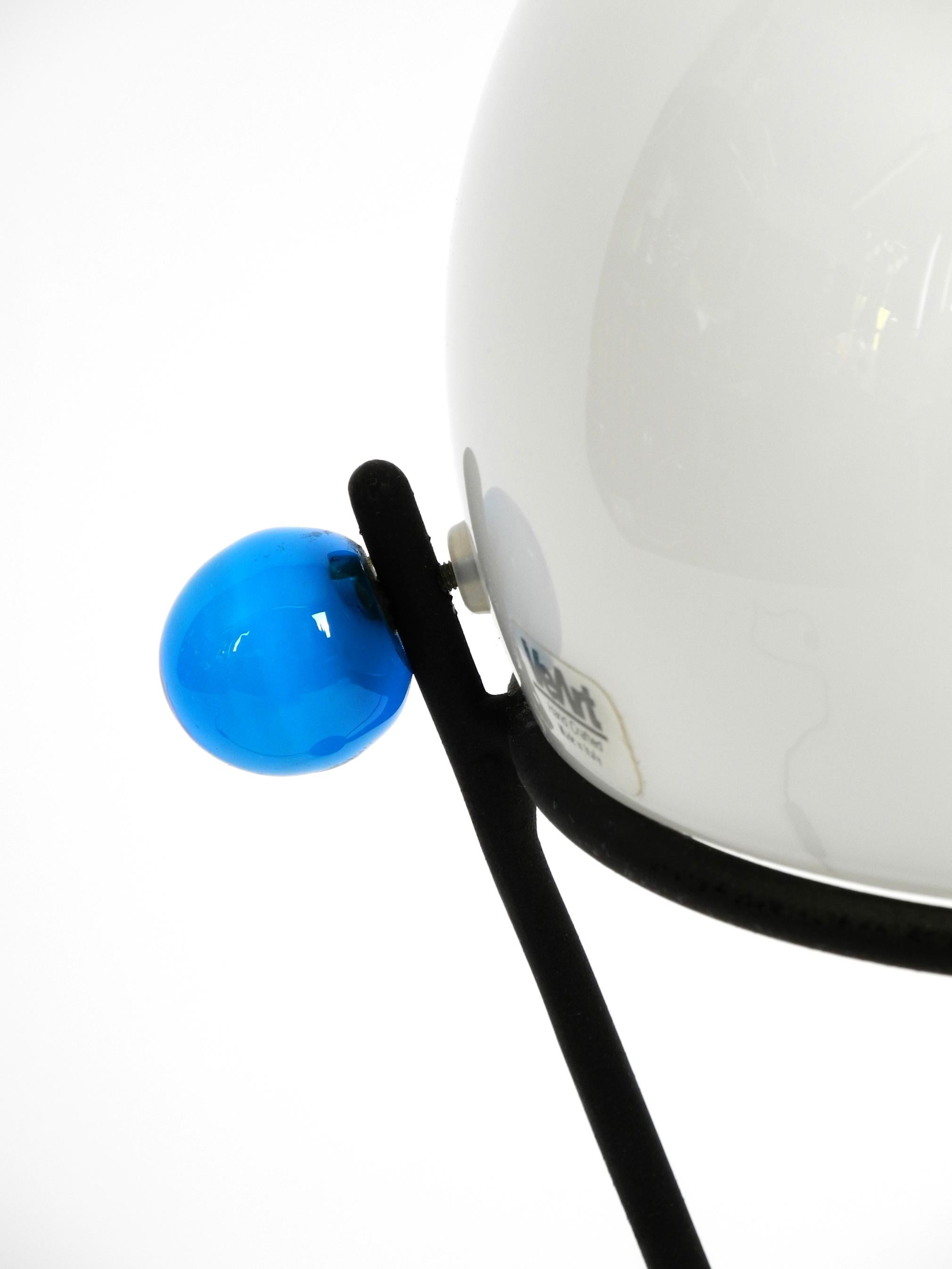 Italienische Tischleuchte von VeArt aus den 1980er Jahren mit Murano-Glasschirm im Post Modern Design im Angebot 8